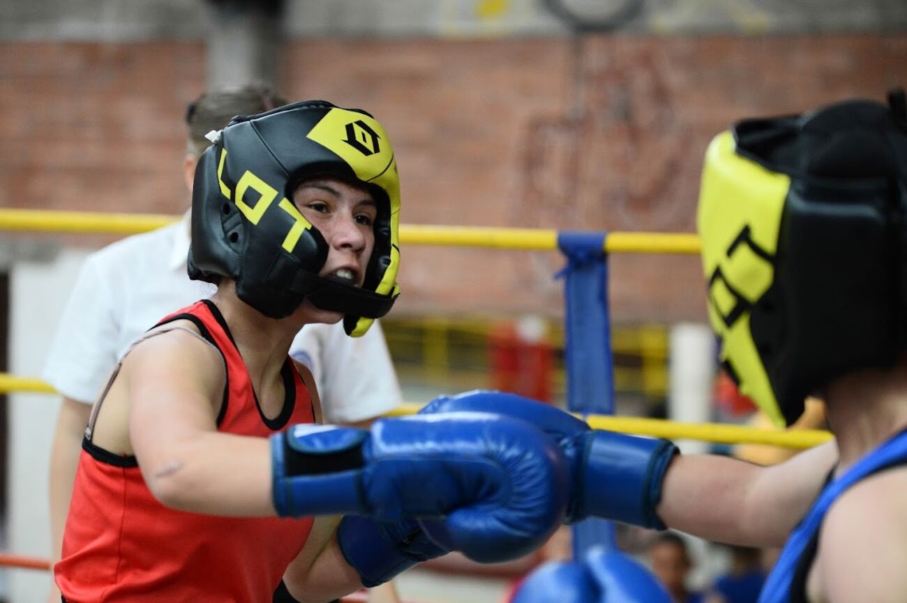 Iniciativa de la alcaldía ofrece formación deportiva para fomentar hábitos saludables en niños y adolescentes - crédito Idrd