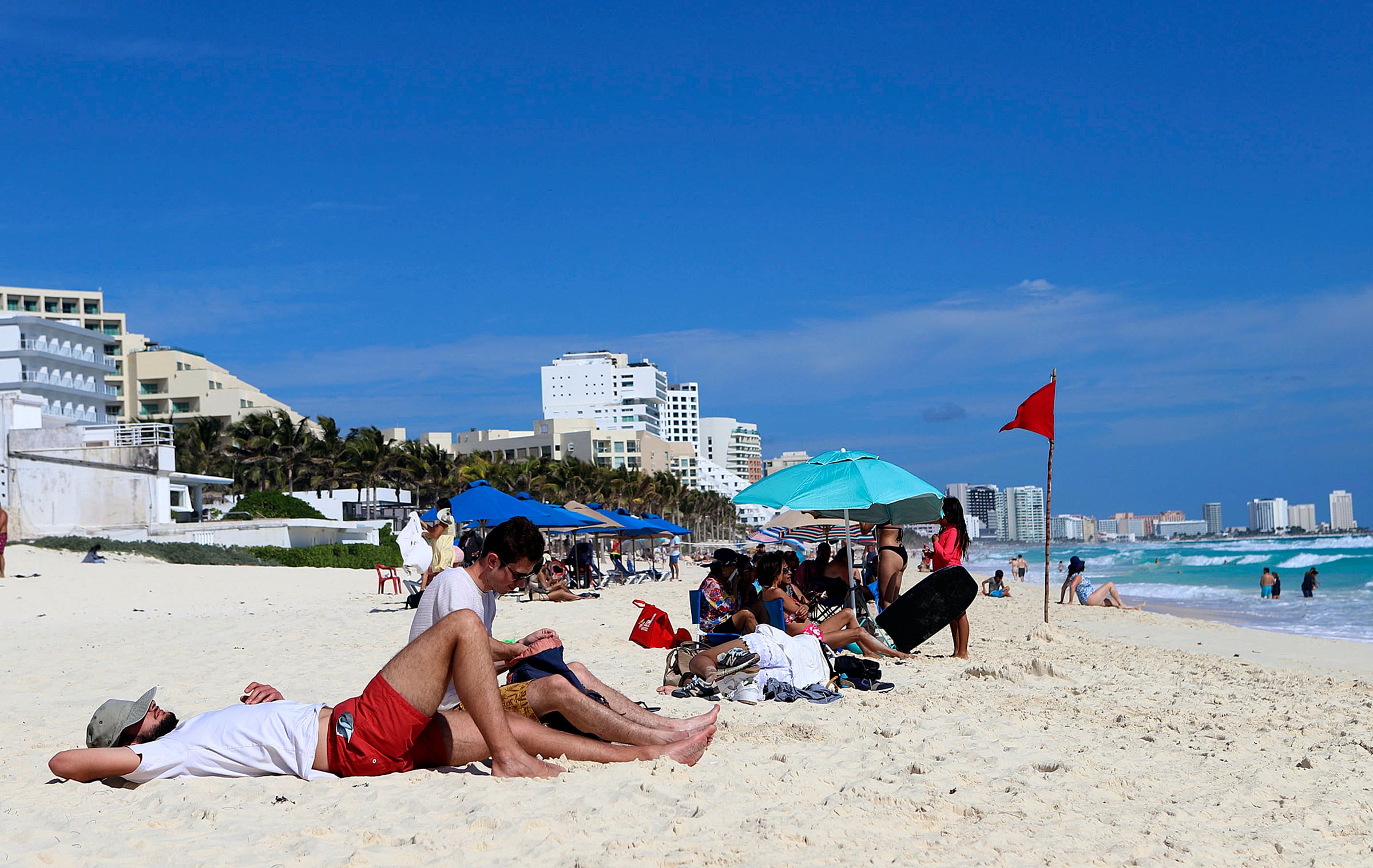 Entre robos, estafas y violencia: inseguridad afecta Cancún, la antigua joya del Caribe mexicano