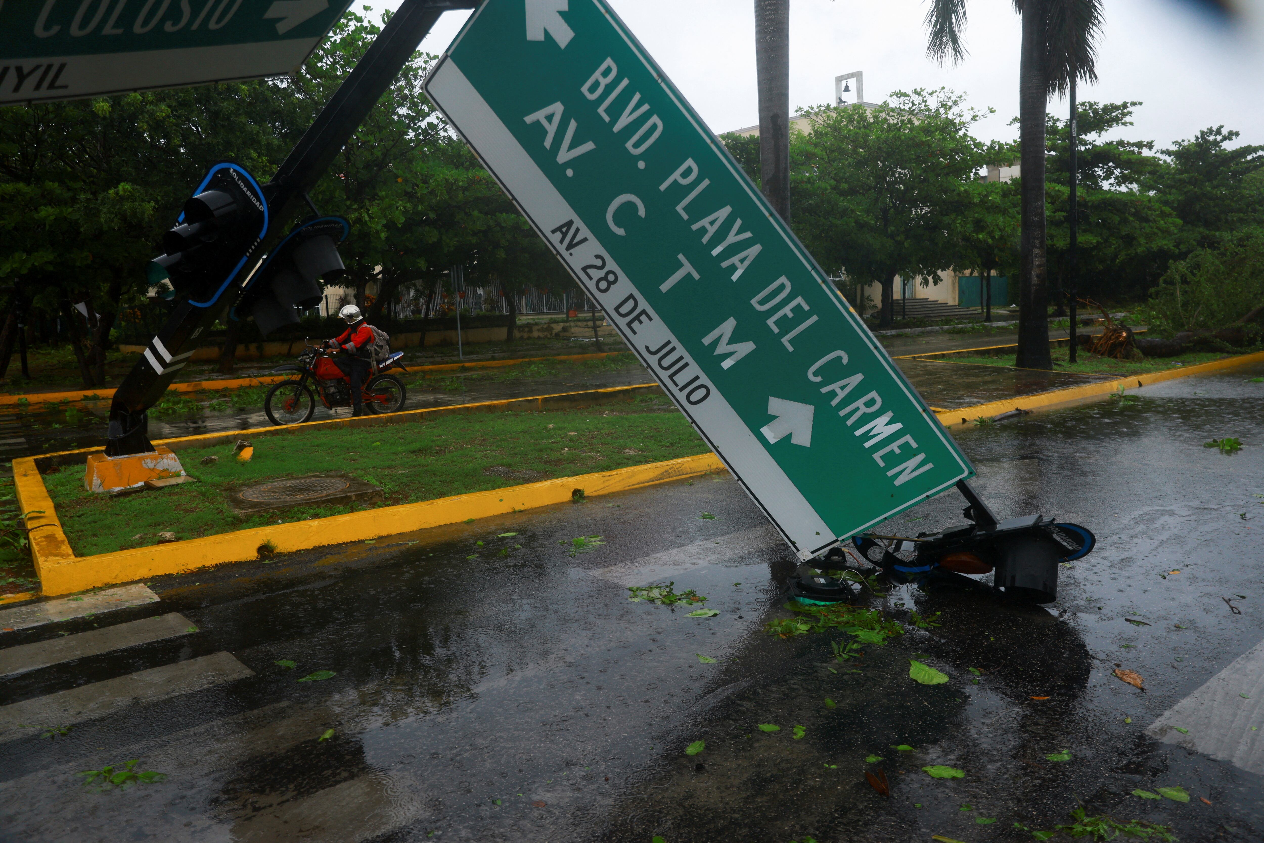 Hay daños materiales en Quintana Roo tras paso del Huracán. (Foto: Reuters)