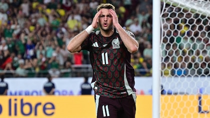 Santiago Giménez rompe el silencio tras fracaso de la Selección Mexicana en la Copa América 2024: “Los tropiezos forman parte del camino”
