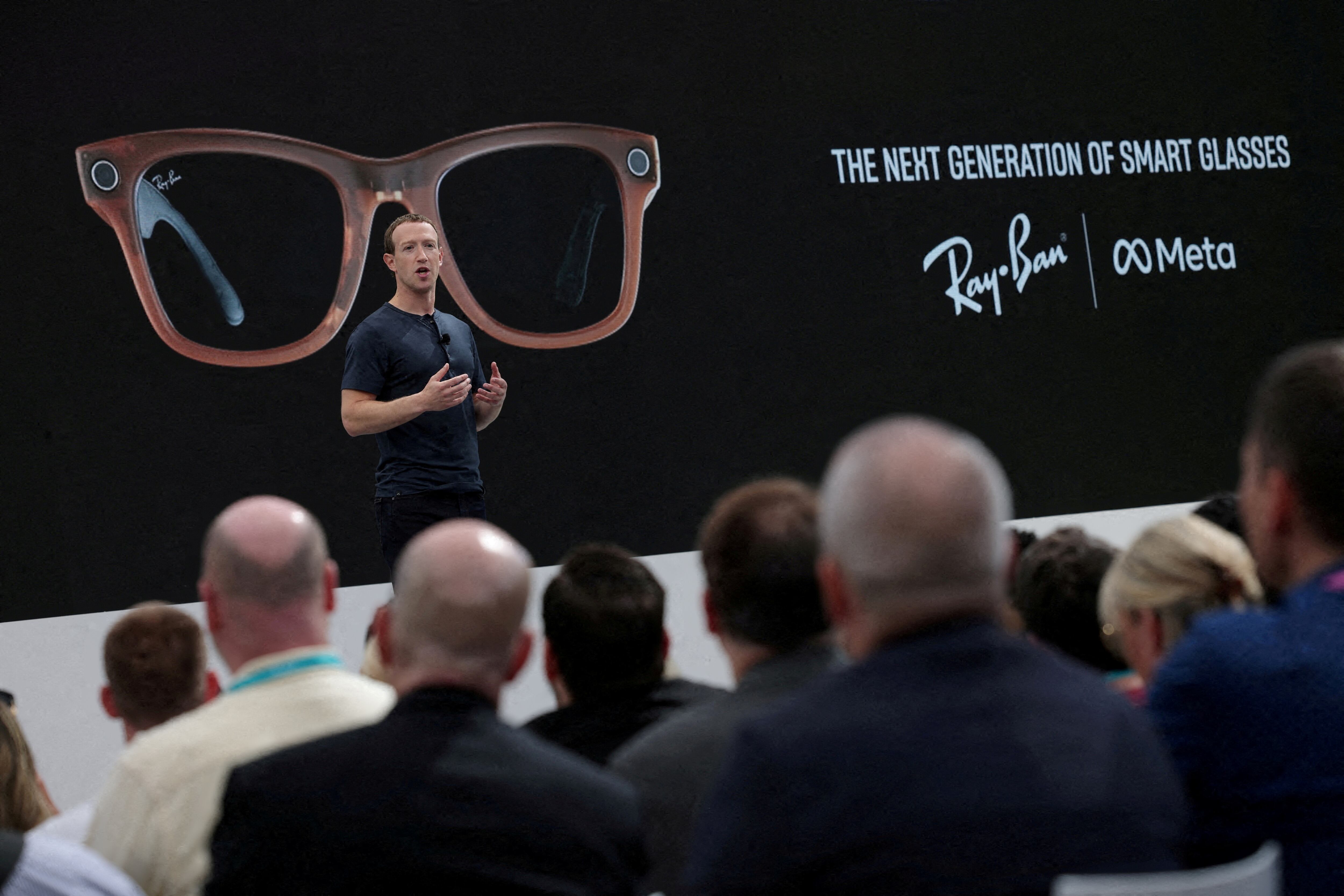 Mark Zuckerberg, CEO de Meta, es el encargado de conducir y presentar las novedades de Meta Connect. REUTERS/Carlos Barria/File Photo