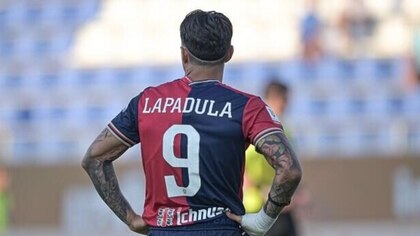 “¿Gianluca Lapadula? Nadie es intocable”: Cagliari aborda la situación del ‘9′ de Perú dejando más dudas que certezas