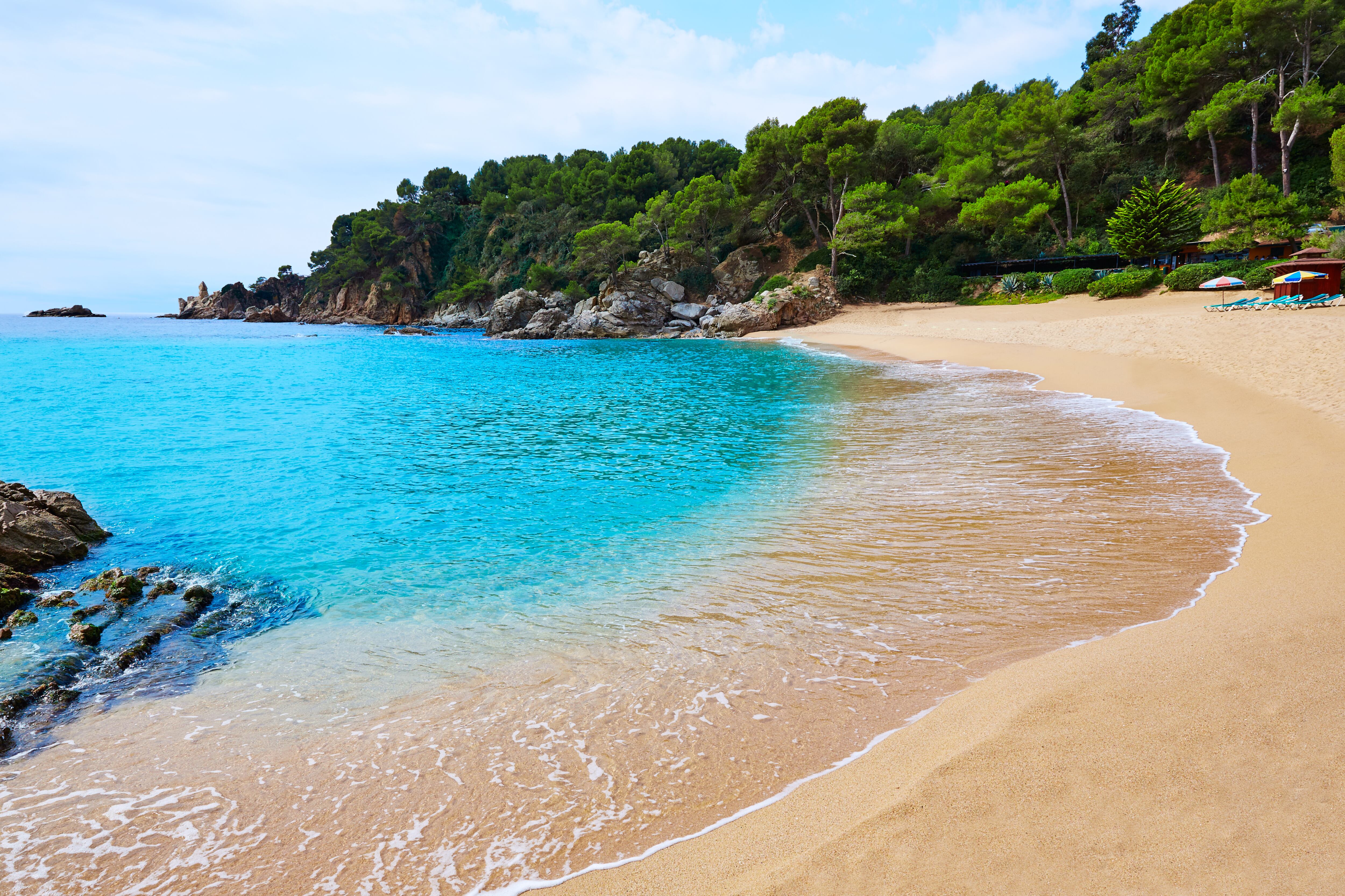 La Cala Treumal es una de las más impresionantes de la Costa Brava. (Shutterstock España)