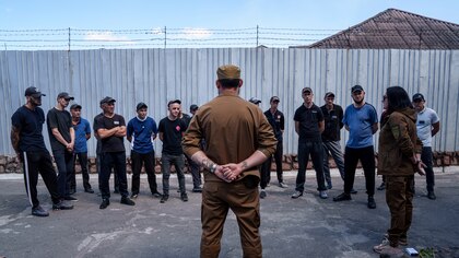 Ucrania podría liberar a miles de presos a cambio de que se sumen a lucha contra Rusia