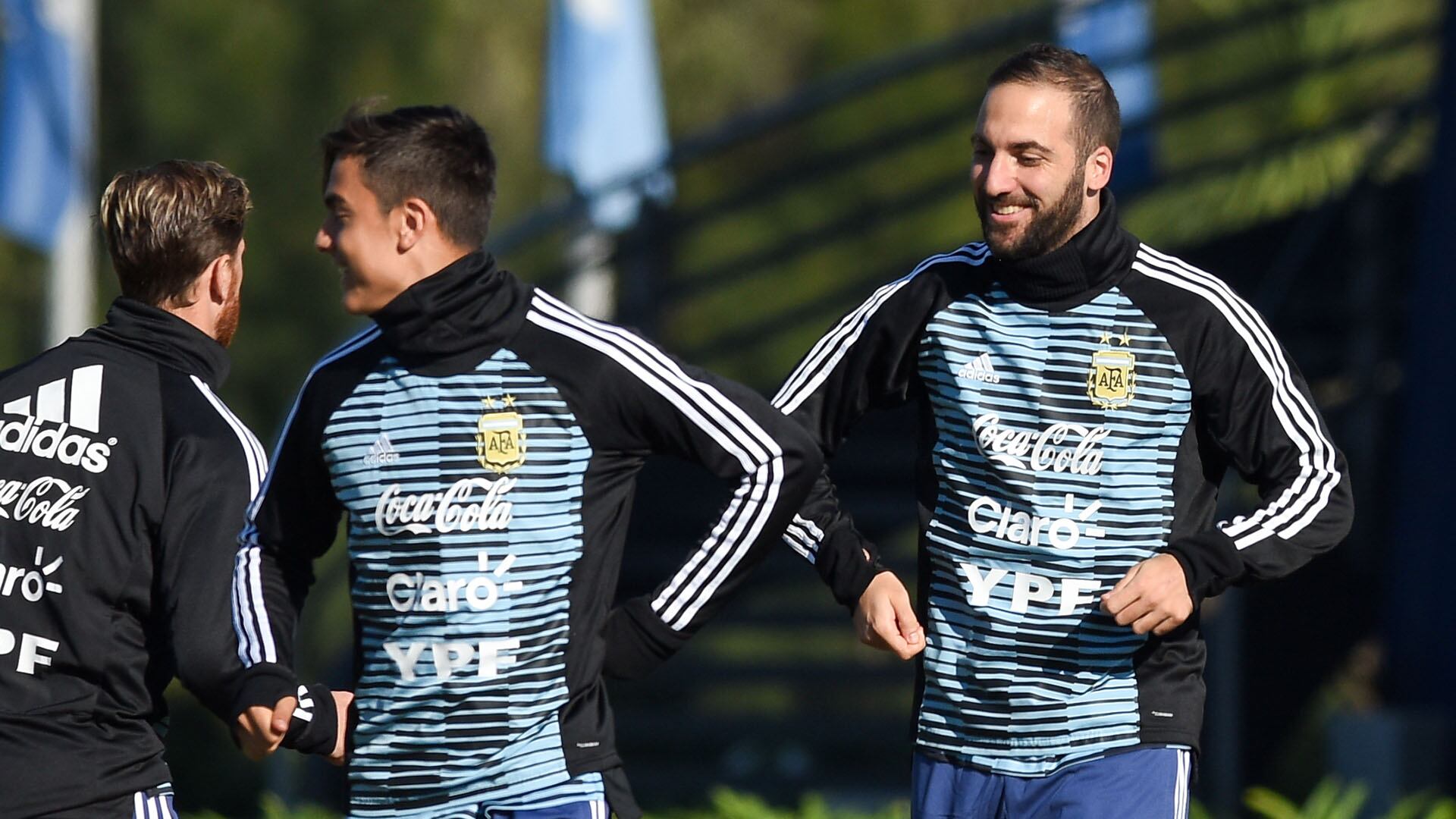 Paulo junto a Gonzalo Higuaín en los entrenamiento de la Selección (Getty Images)