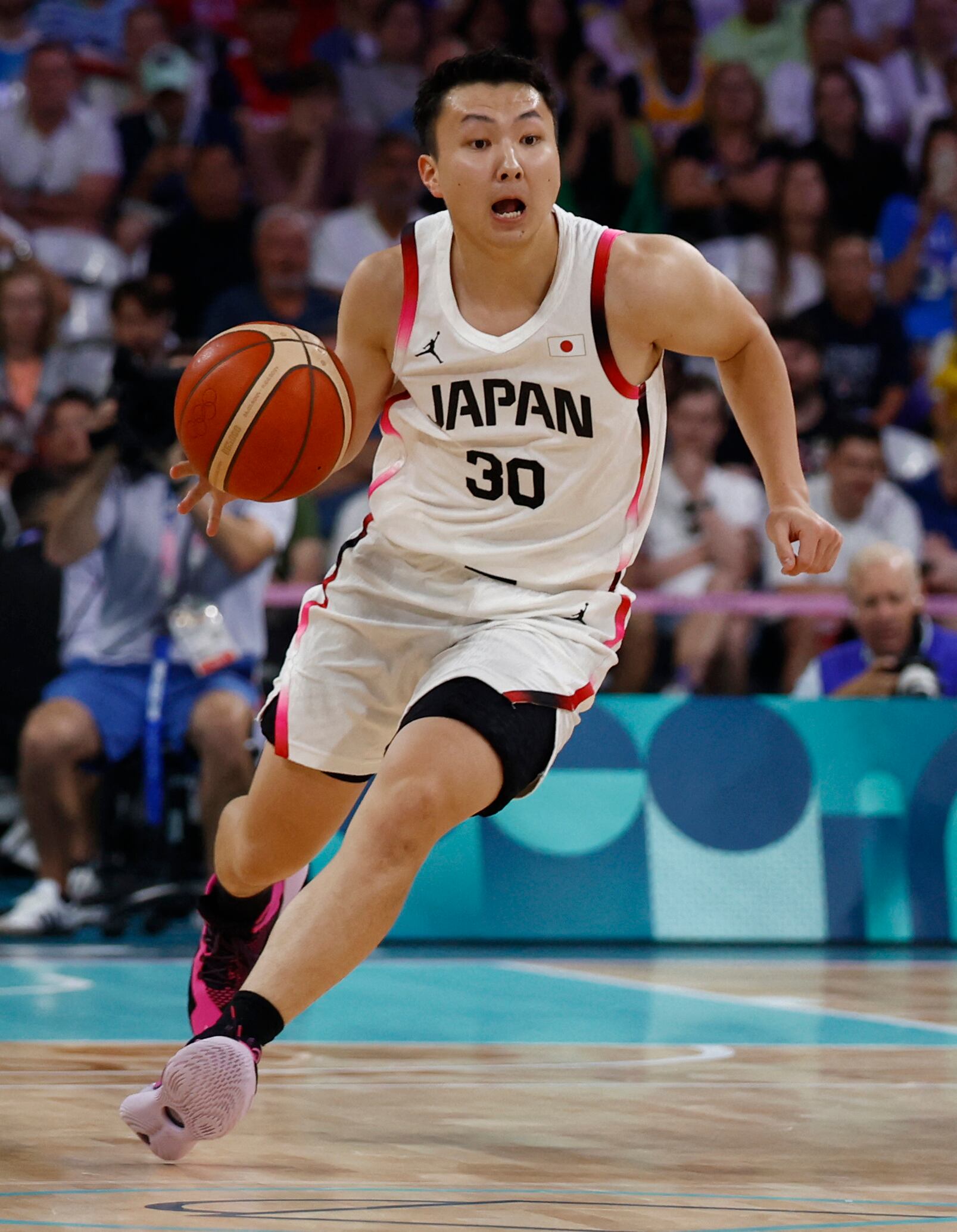 Keisei Tominaga durante los Juegos Olímpicos de París (Foto Reuters/Evelyn Hockstein)