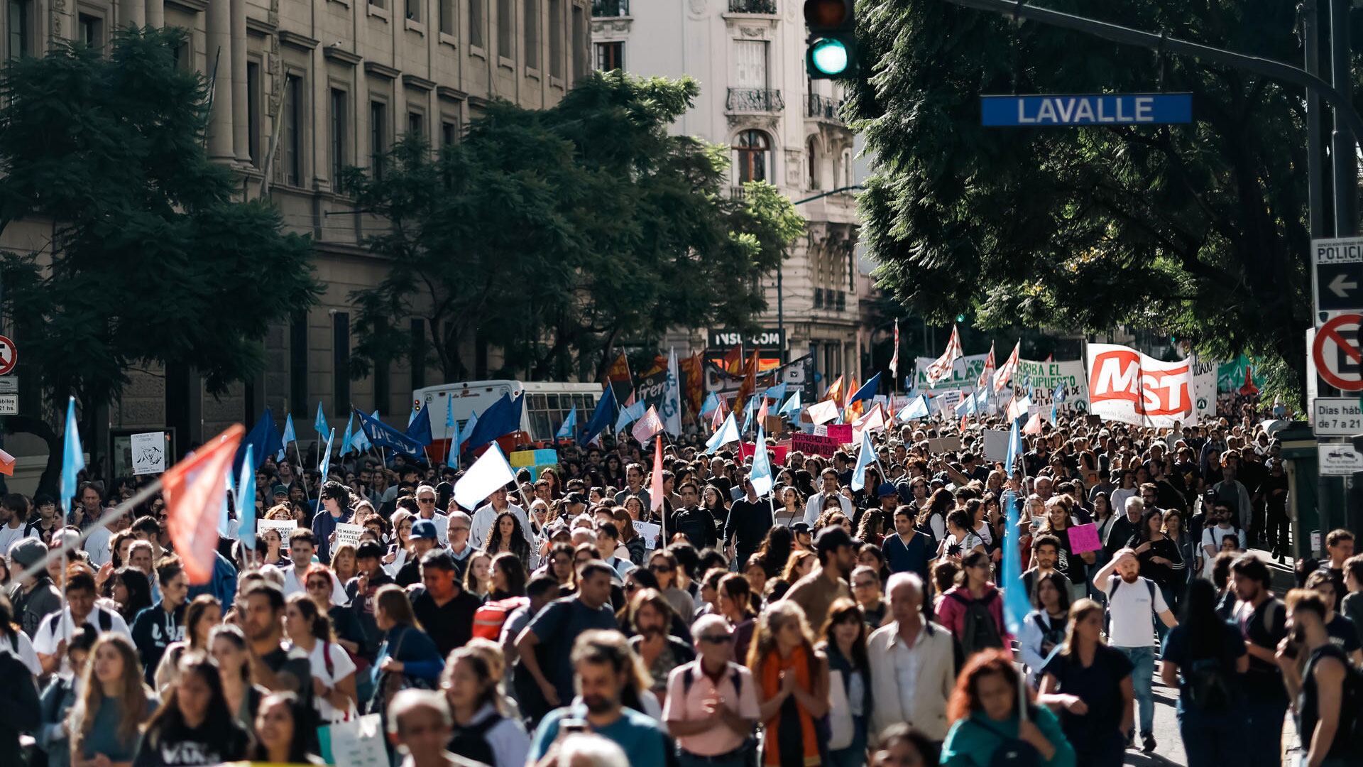 marcha universitaria federal 23A