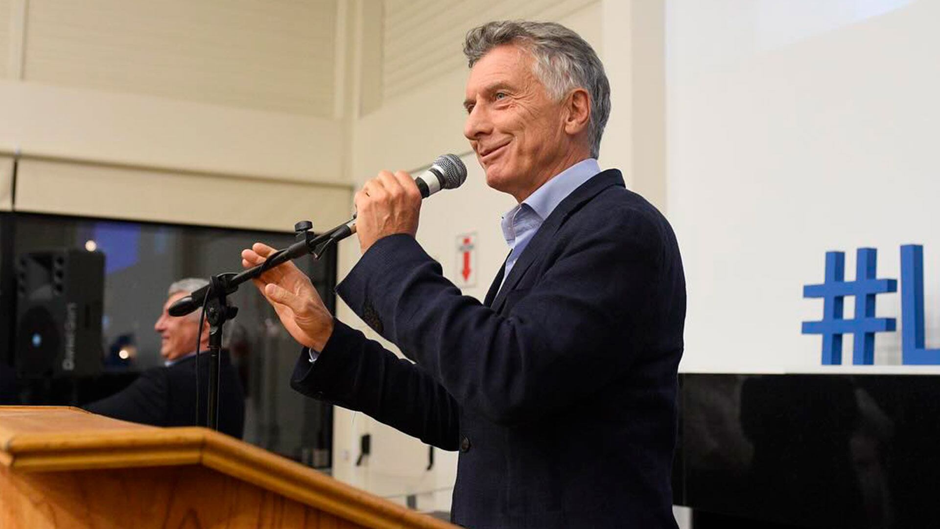 Mauricio Macri y Federico Sturzenegger en Rosario portada