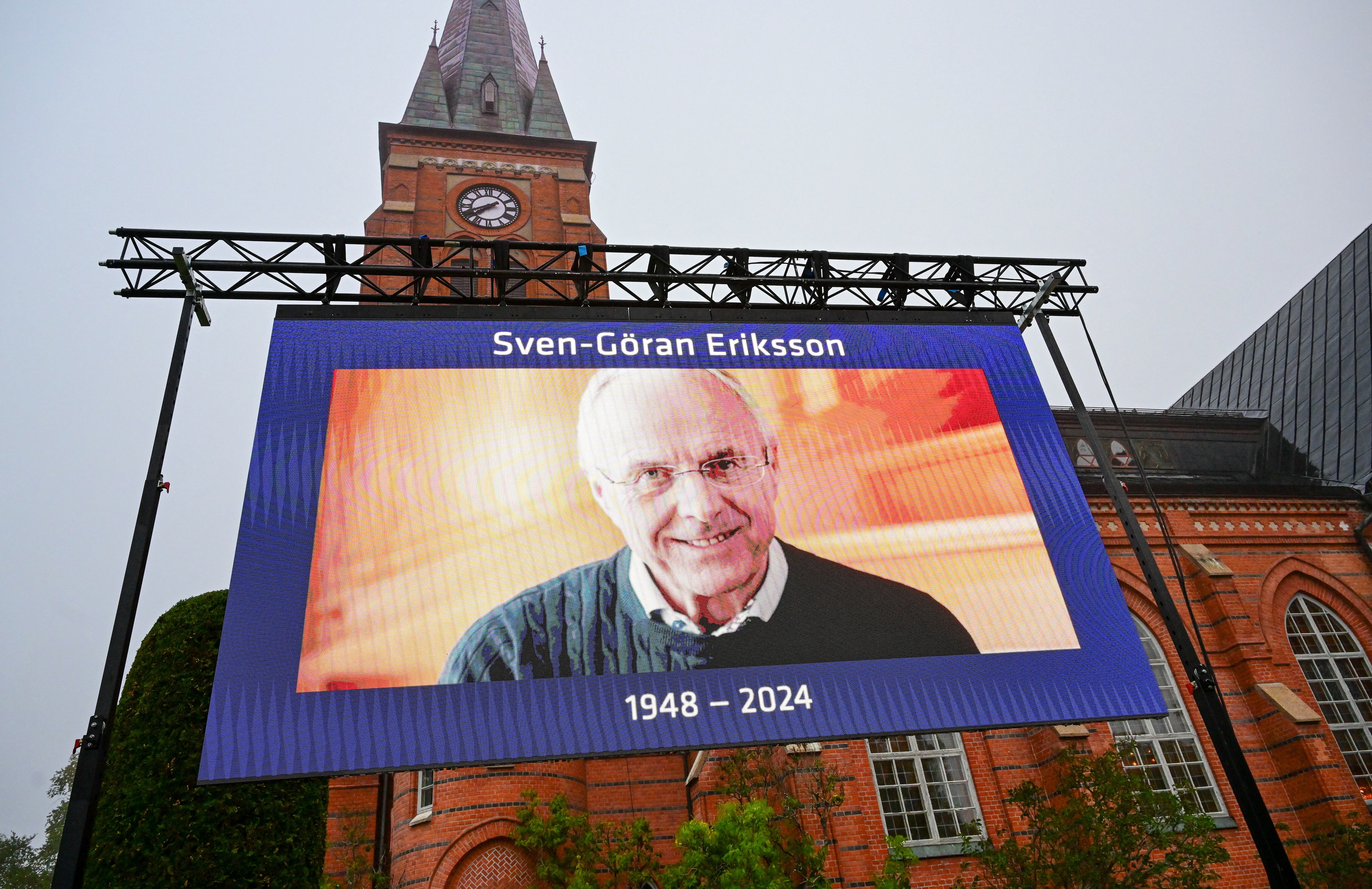 Un centenar de personas acudieron al funeral de Sven-Göran Eriksson (REUTERS)