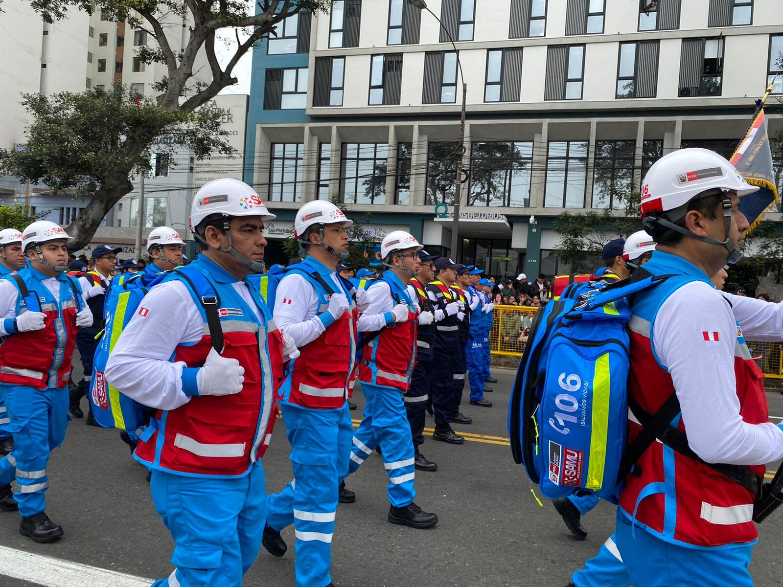 Gran desfile y Parada Militar en Perú por Fiestas Patrias | Infobae Perú / Clara Giraldo - Ricardo Mc Cubbin