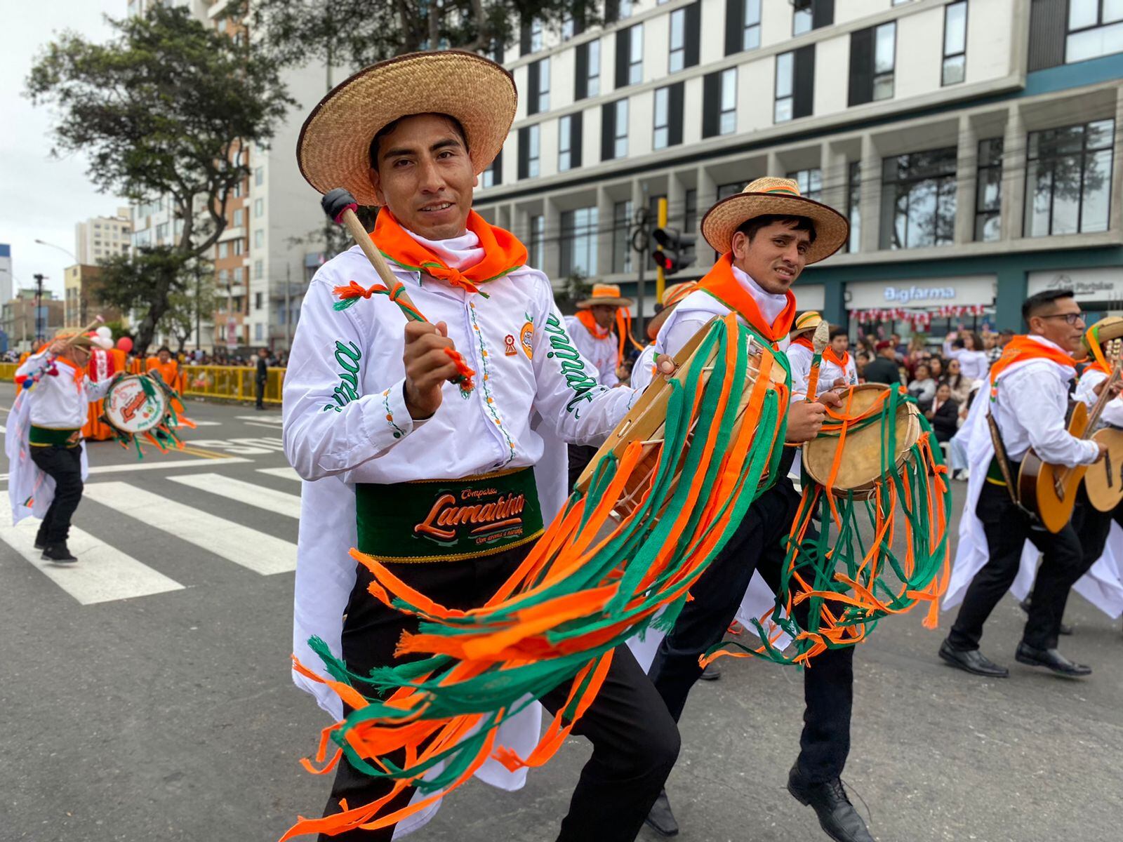 Gran desfile y Parada Militar en Perú por Fiestas Patrias | Infobae Perú / Clara Giraldo - Ricardo Mc Cubbin