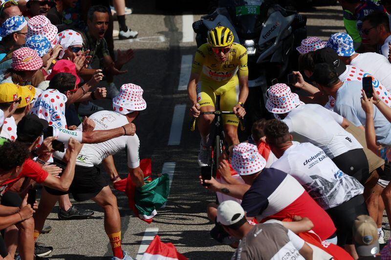 Las bicicletas pueden ser invadidas para controlarlas desde la distancia y causar accidentes. (REUTERS/Molly Darlington)