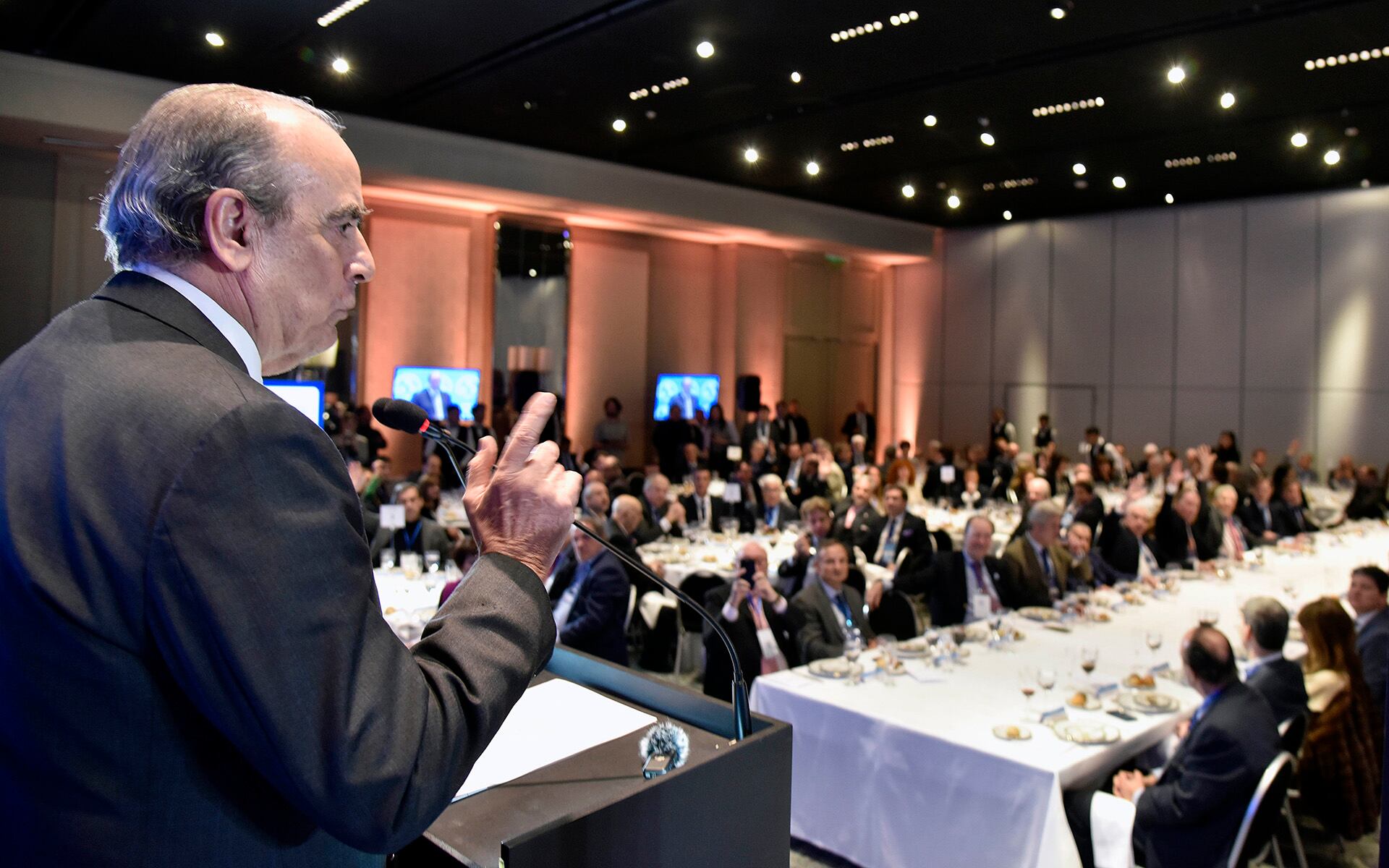 Guillermo Francos en el almuerzo de Cicyp