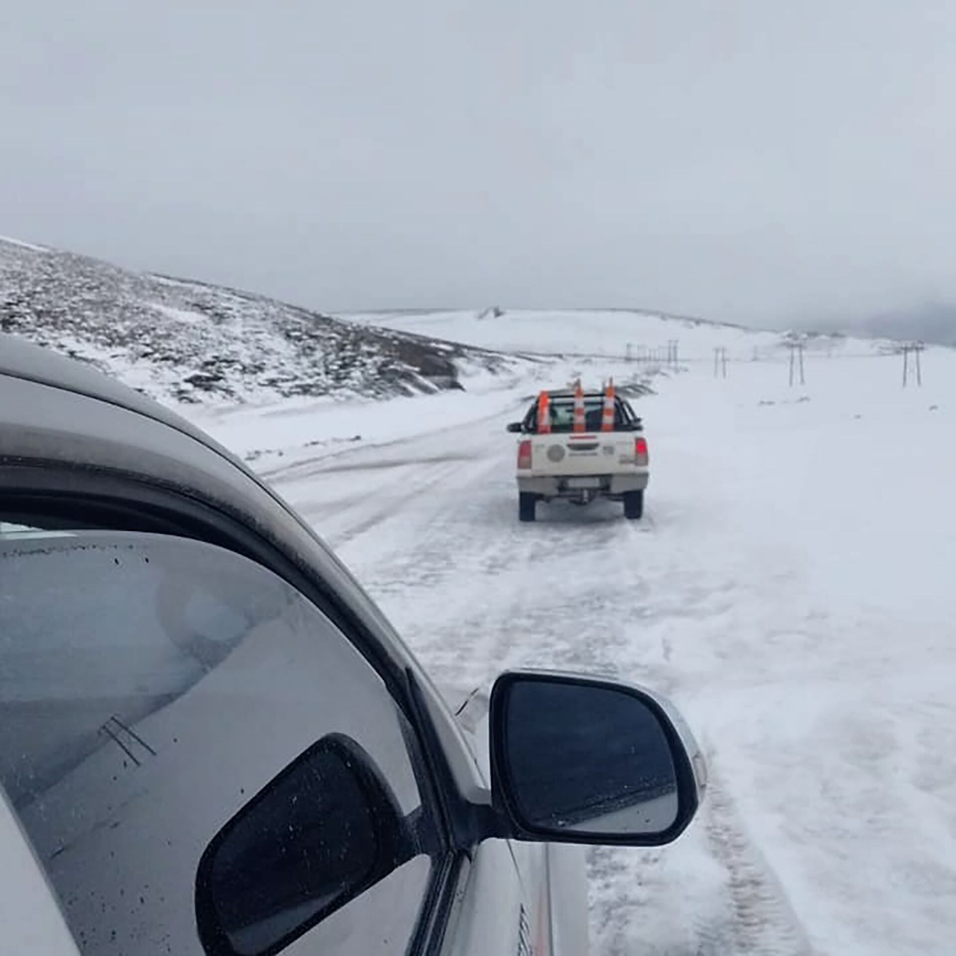 Rescataron a una familia que quedó varada durante casi un día en una ruta de Neuquén