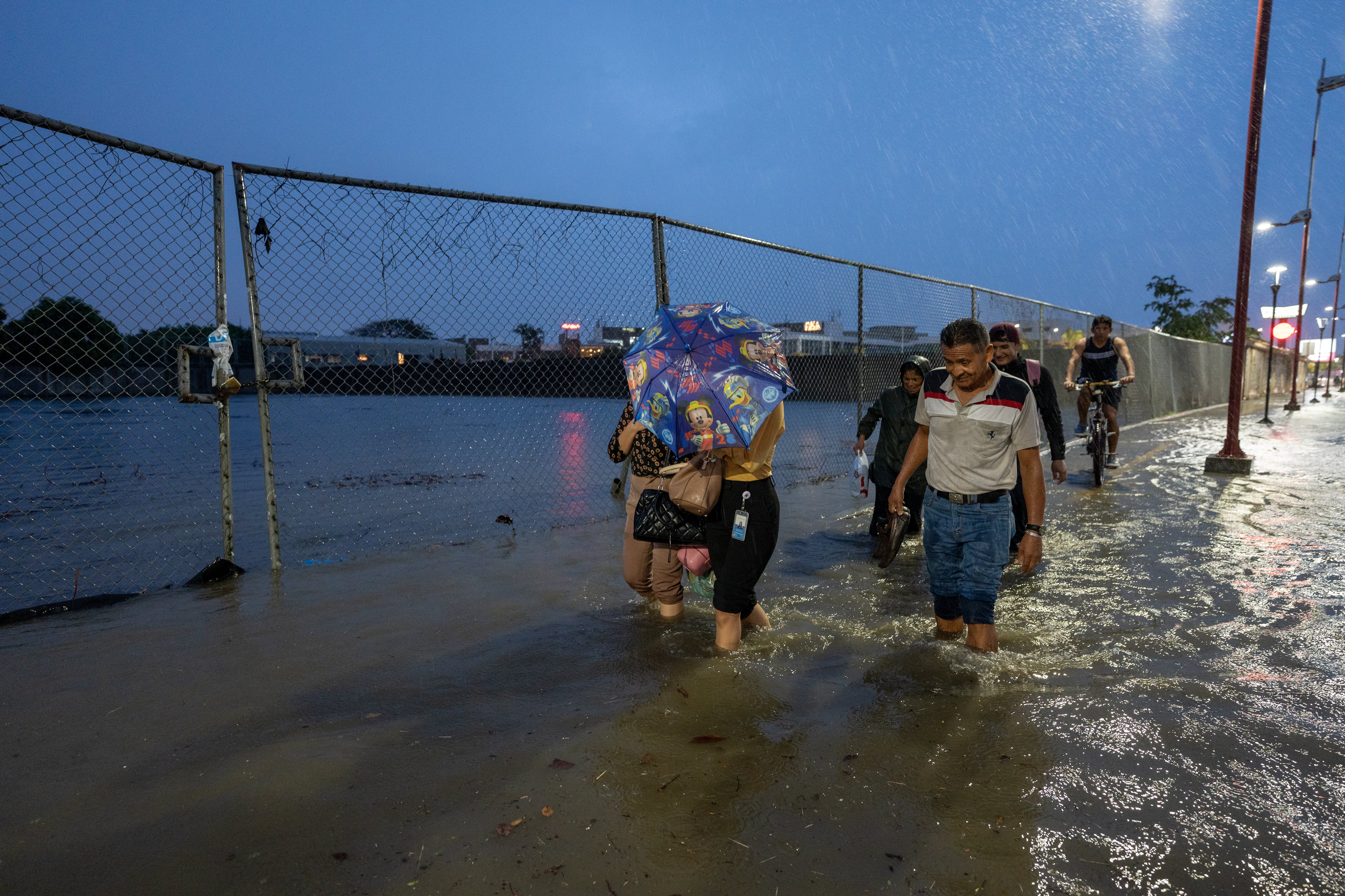 Las autoridades en Ecuador se mantienen en alerta debido a las consecuencias de las lluvias (EFE/ARCHIVO) 
