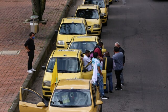 Los taxistas buscan protestar contra la negligencia del Ministerio de Transporte - crédito Colprensa