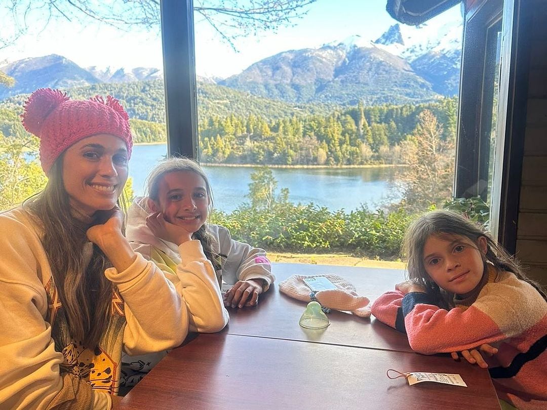 Chechu Bonelli en familia en Bariloche