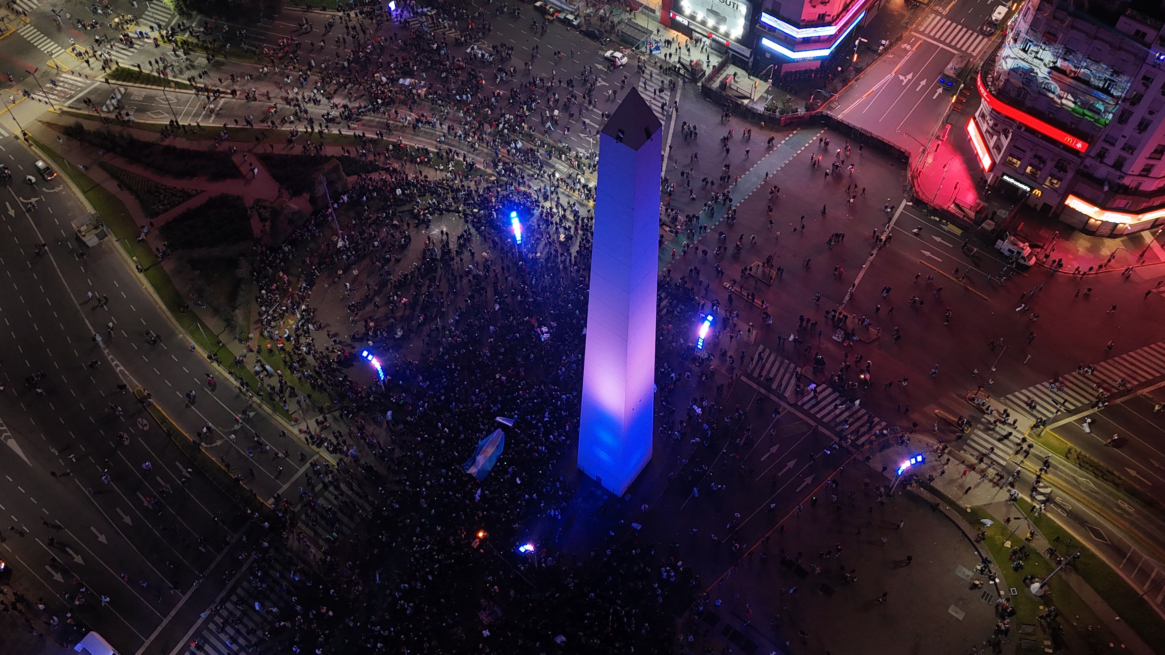 Copa América 2024 - Argentina Colombia - Hinchas en el Obelisco - Drone