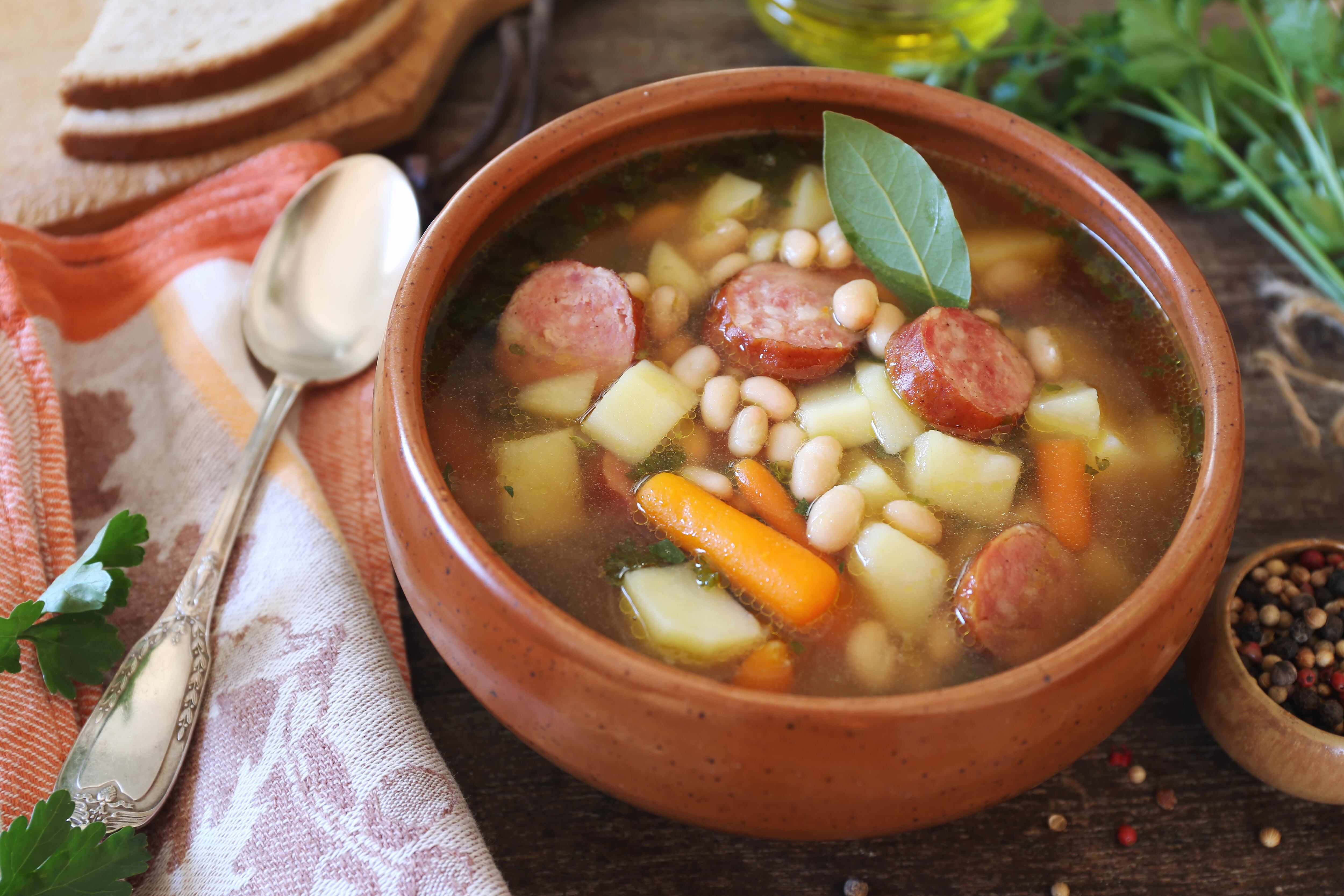 El caldo gallego es uno de los platos más típicos de Galicia. (Shutterstock España)