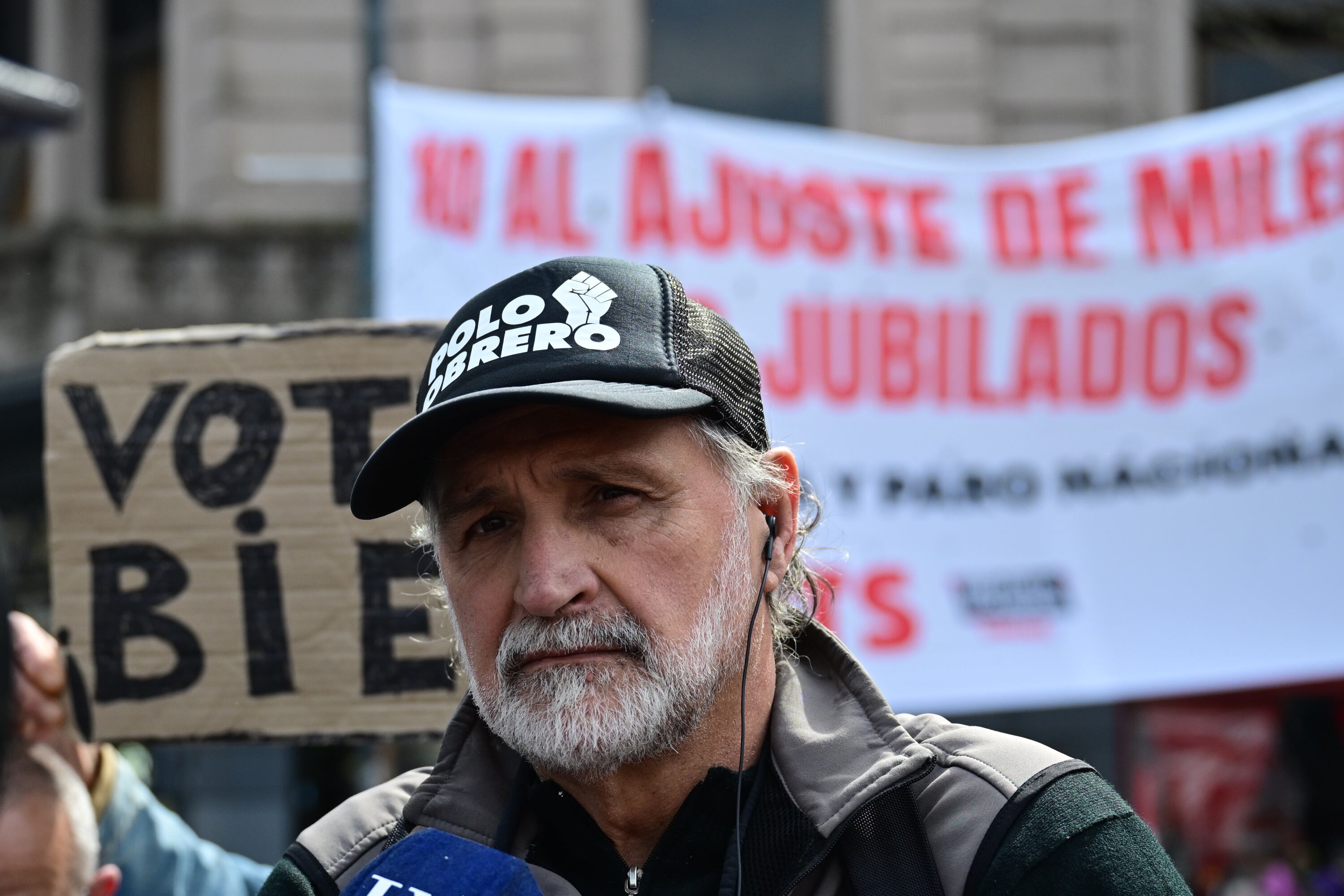 Plaza del Congreso - Debate en Diputados por el veto de Javier Milei a la reforma jubilatoria