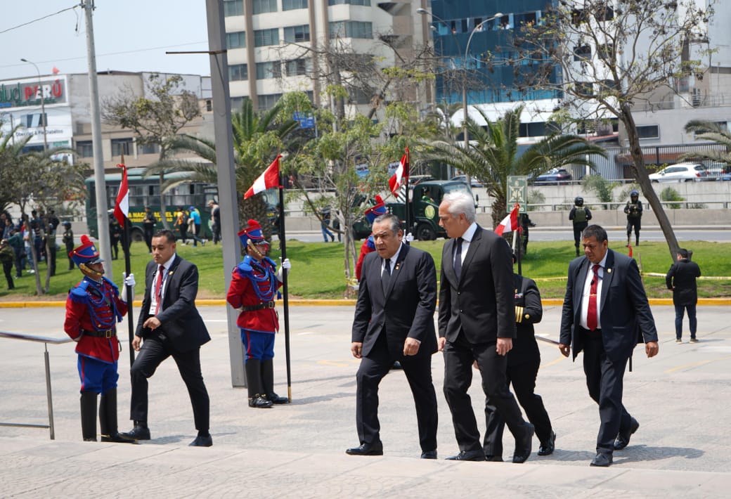 Velorio de Alberto Fujimori en el Ministerio de la Cultura