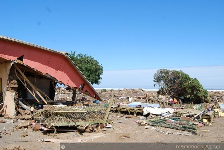  El sismo fuerte más reciente de Chile fue de 8.8 de magnitud (Archivo Fotográfico y Digital de la Biblioteca Nacional de Chile)