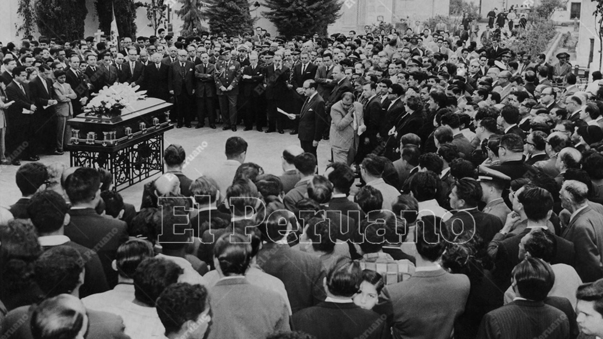 Raúl Porras Barrenechea - diplomático - historiador - Perú - historias - 25 septiembre