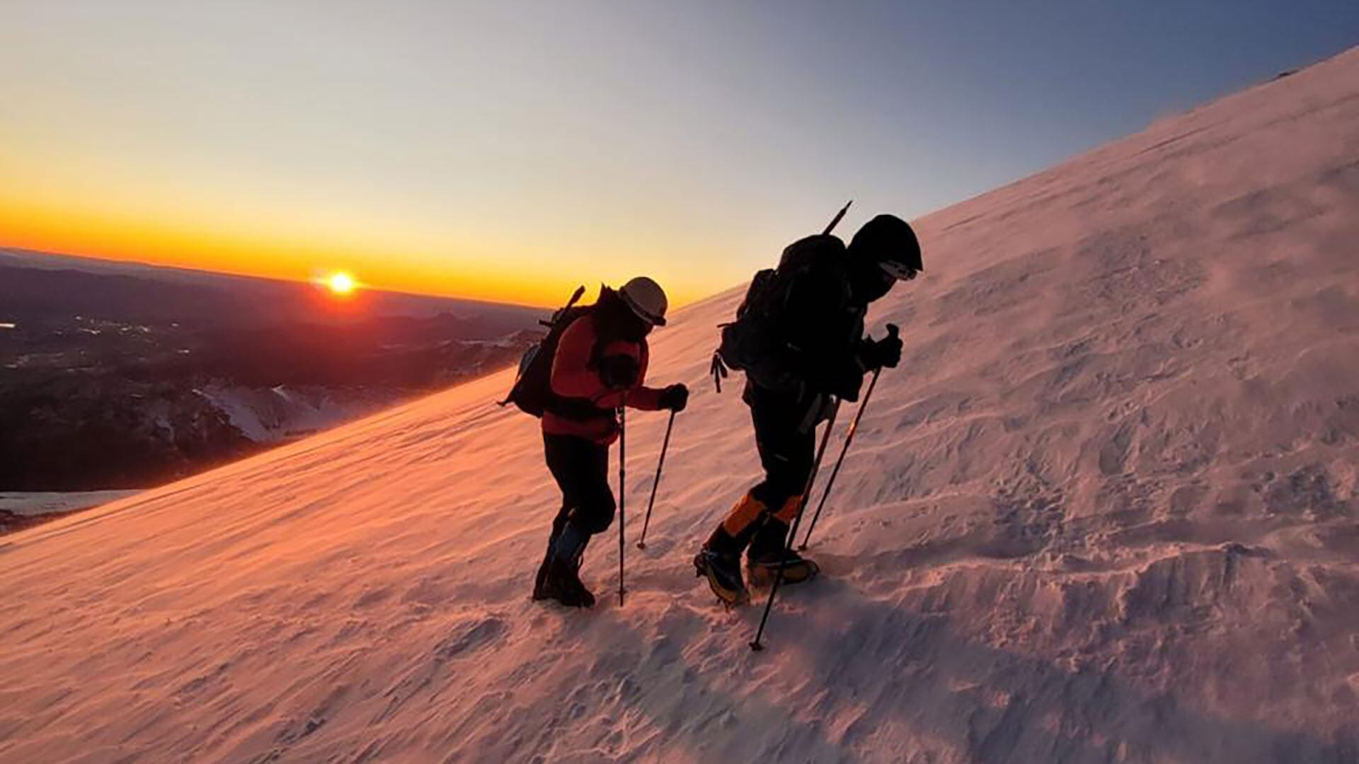 Mirta Bellaescusa subió al monte más alto del mundo