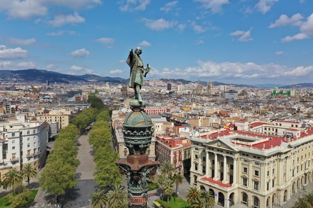 Estatua de Colón en Barcelona (Shutterstock España).