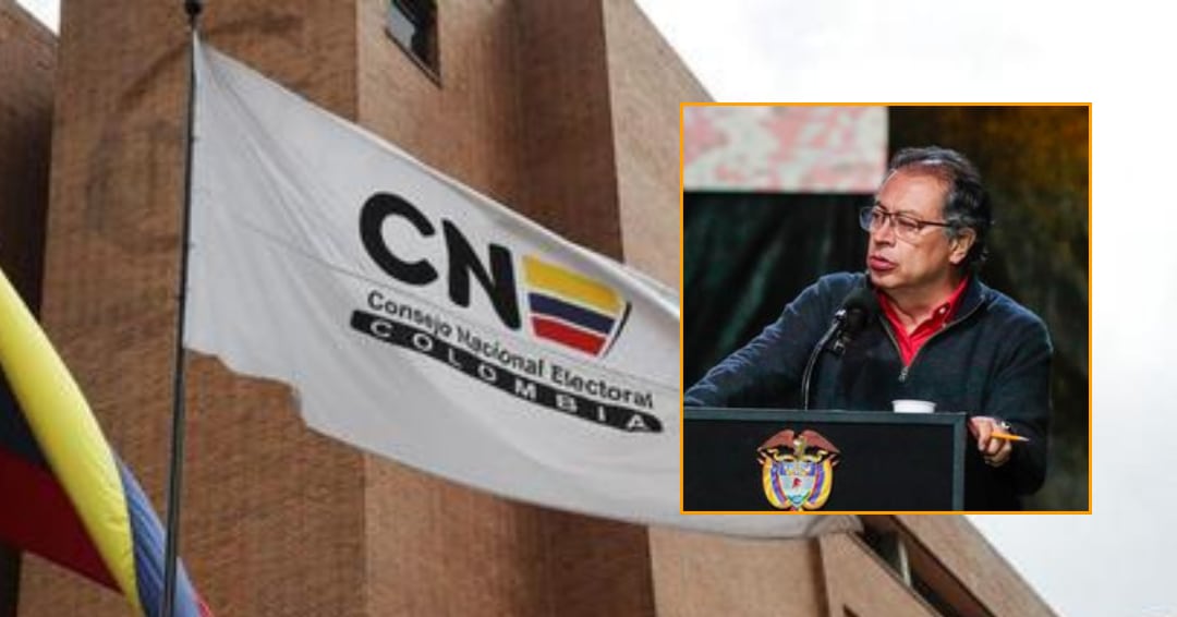 El presidente Gustavo Petro aseguró que la formulación de cargos del CNE es una arbitrariedad - crédito Carlos Ortega/EFE y Colprensa