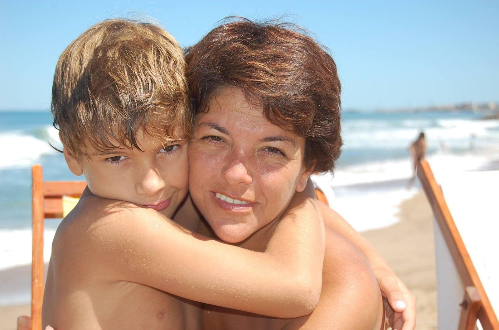 Tuvo cáncer, su hijo mayor murió intoxicado y cuando pensó en terminar con su vida, el amor más fuerte la iluminó