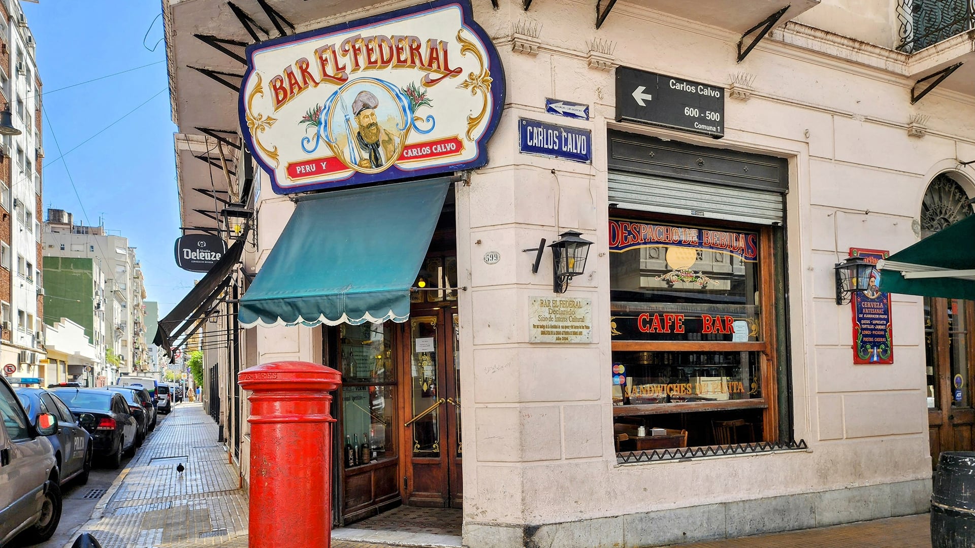 Cafetines de Buenos Aires: El Federal y el tahúr que sabe el por qué de las cartas perdidas