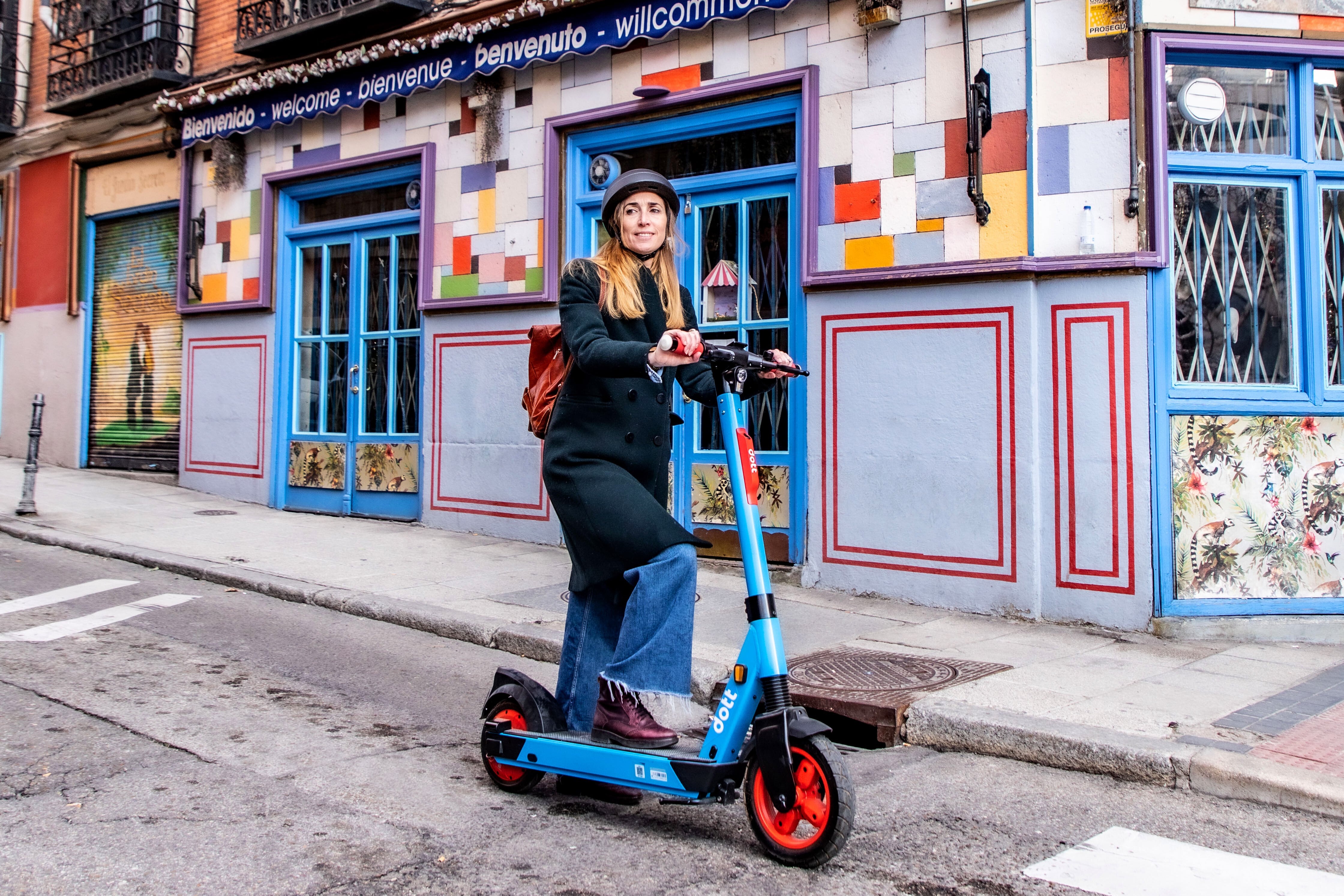 Patinetes de Dott en una ciudad europea. (Cedida)