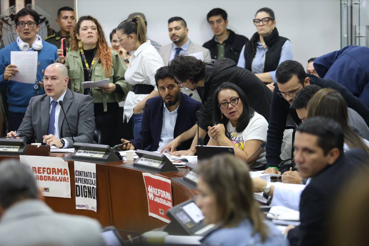 La reforma laboral está cerca de superar su primer debate en la Cámara de Representantes