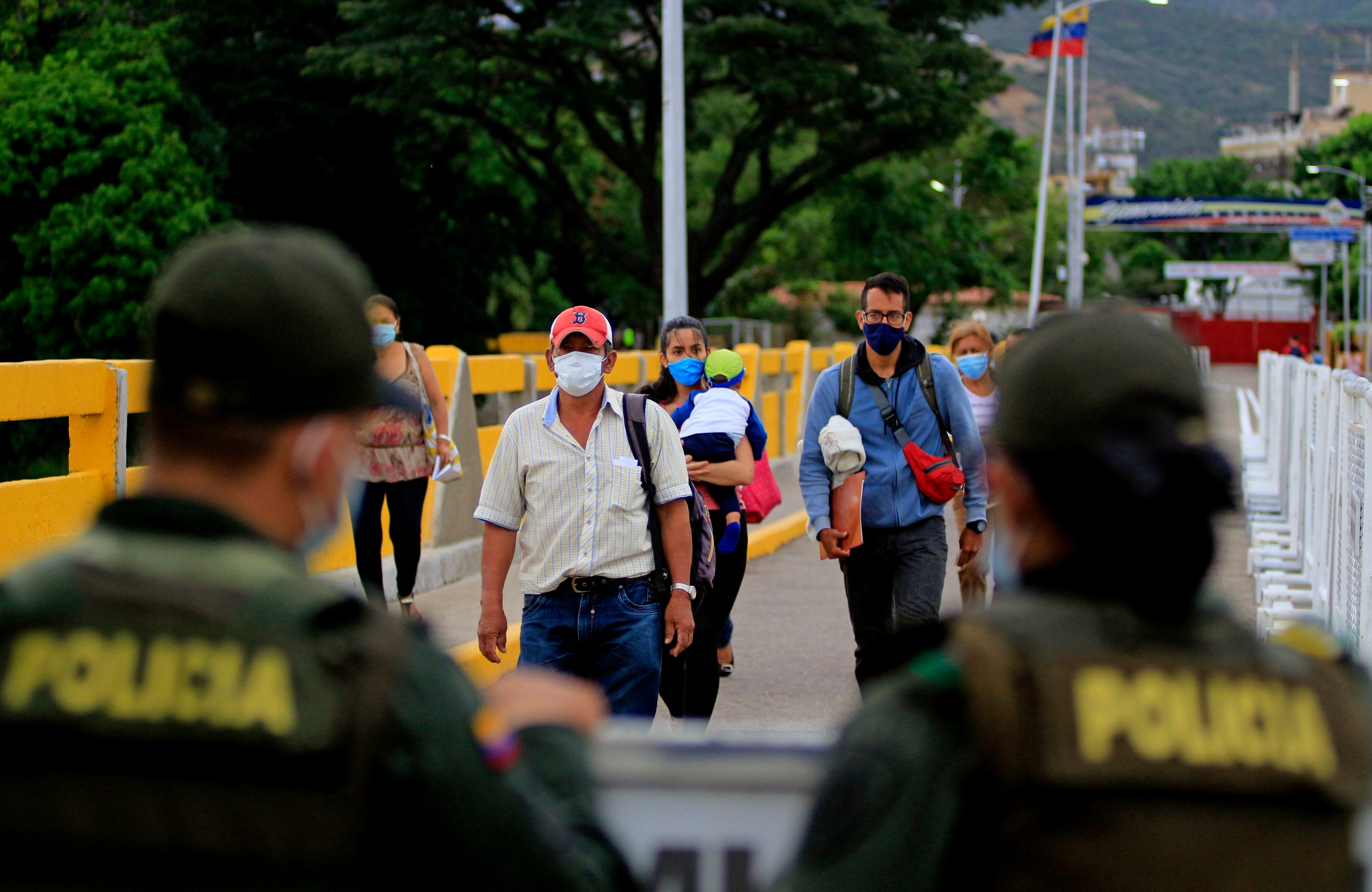 La llegada de venezolanos a Colombia disminuyó un 1,1 por ciento en 2023, según Migración Colombia - crédito Mario Caicedo/X
