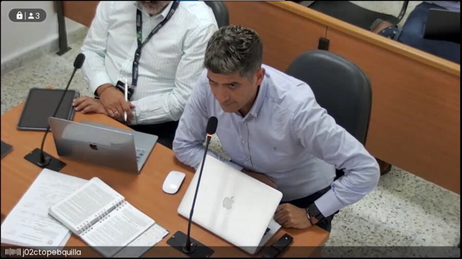 El fiscal Mario Burgos reprochó que el hijo del presidente aceptó cargos en la audiencia de imputación y ahora alegue que no entendió la acusación