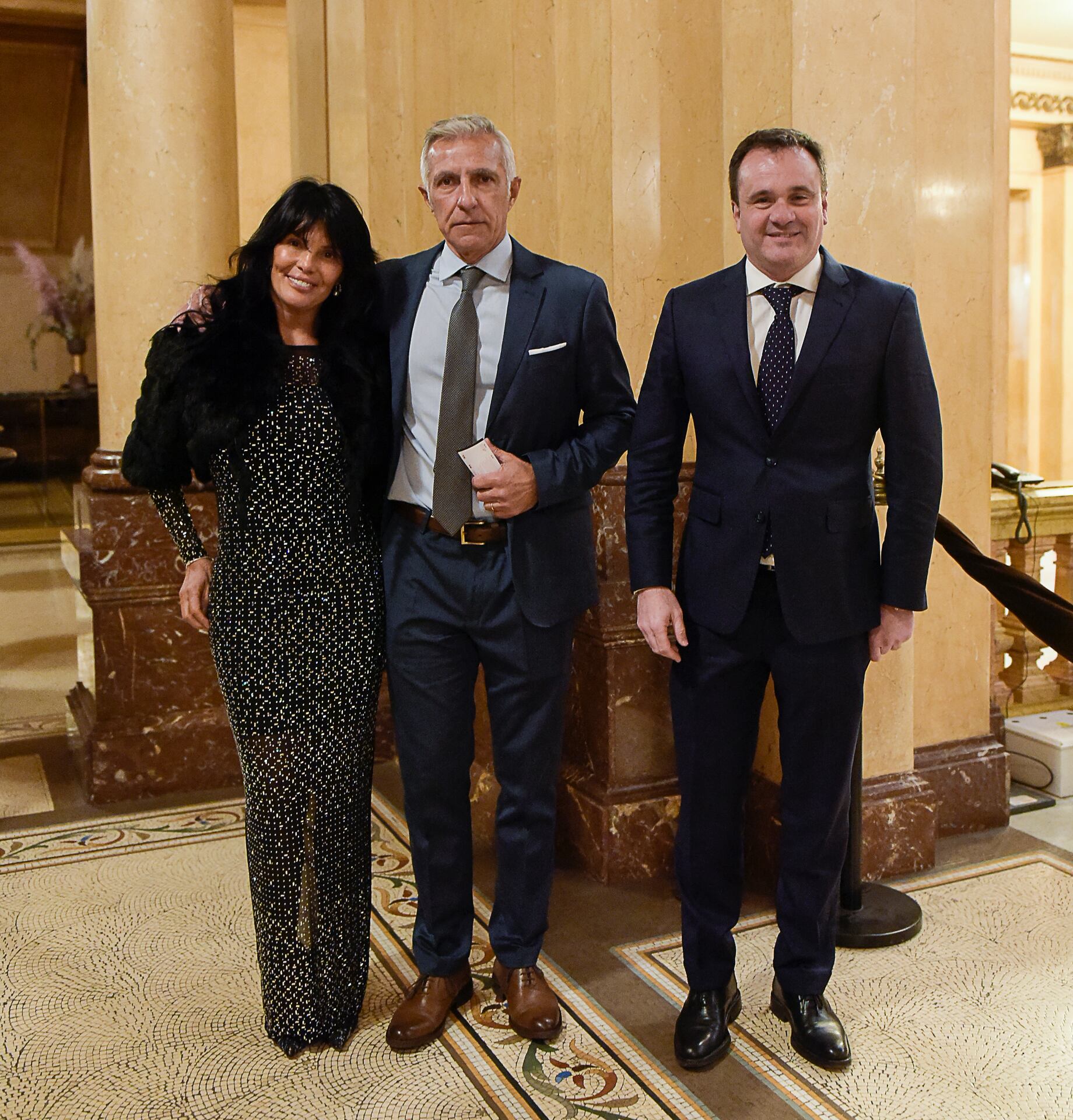 Teatro Colón - Gala de la Cooperadora del Hospital de Niños Dr. Ricardo Gutiérrez celebra su 10º Aniversario