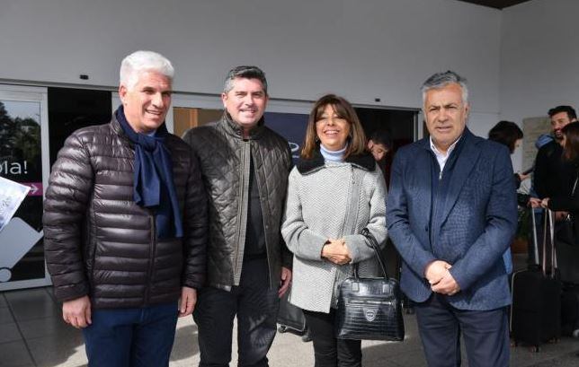 9 de Julio. Claudio Poggi (San Juan), Marcelo Orrego (San Juan) y Alfredo Cornejo (Mendoza), fueron recibidos por la ministra de Educación de Tucumán, Susana Maldonado