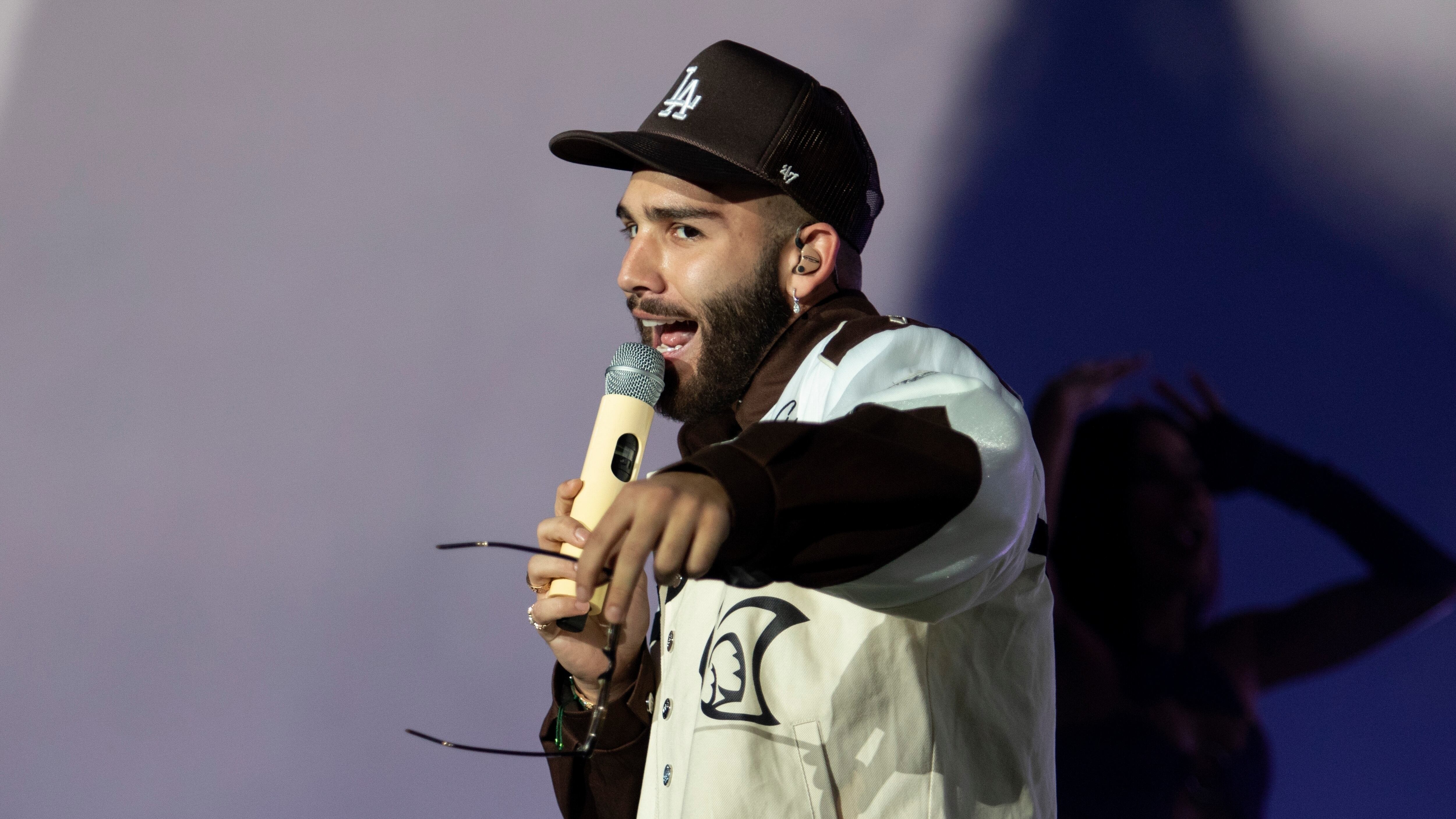 El cantante colombiano Manuel Turizo durante su concierto en el Coca-Cola Flow Fest de la Ciudad de México el 26 de noviembre de 2023. (Foto AP/Alejandro Godínez)