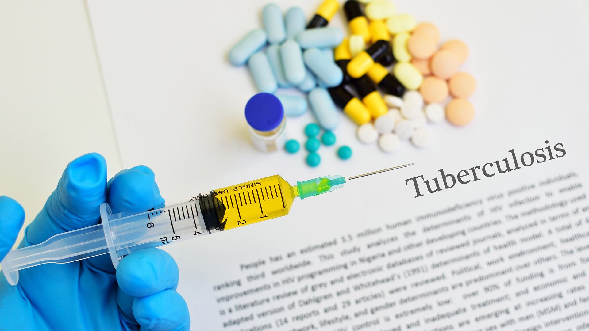 También se investiga el desarrollo de nuevas vacunas para la tuberculosis