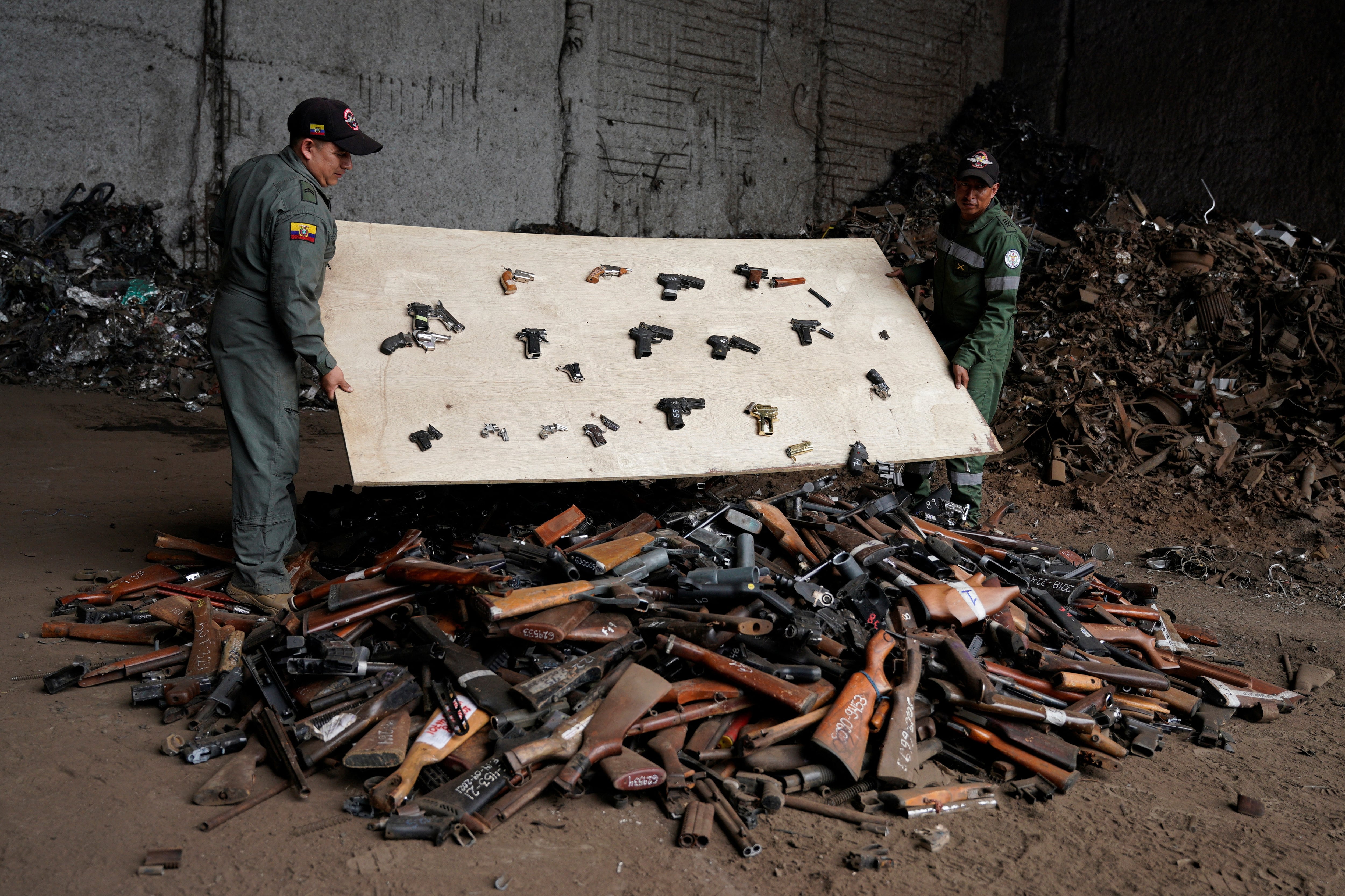 Un viaje a la guerra de Ecuador contra las armas del mercado negro