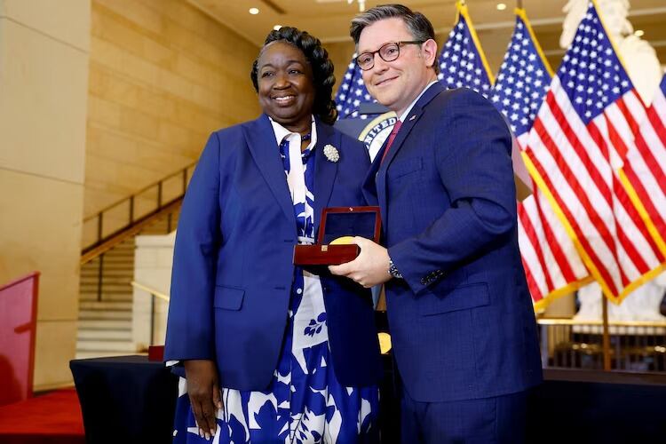 La ceremonia en Capitol Hill resaltó el impacto de estas matemáticas en las primeras misiones espaciales americanas. (Piroschka Van De Wouw/Reuters)