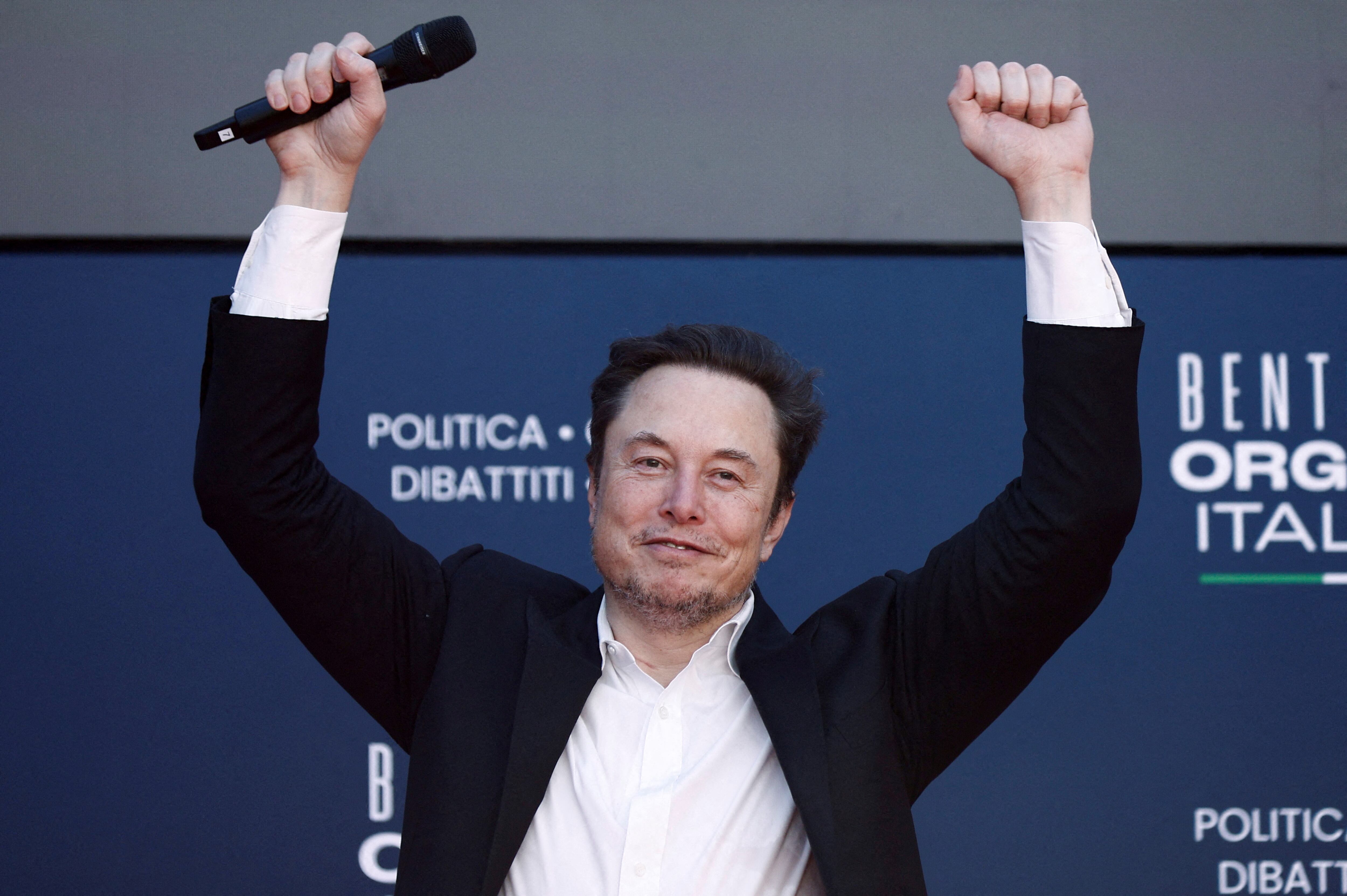 El capital de Elon Musk ha crecido 110% cada año. (REUTERS/Guglielmo Mangiapane/File Photo)