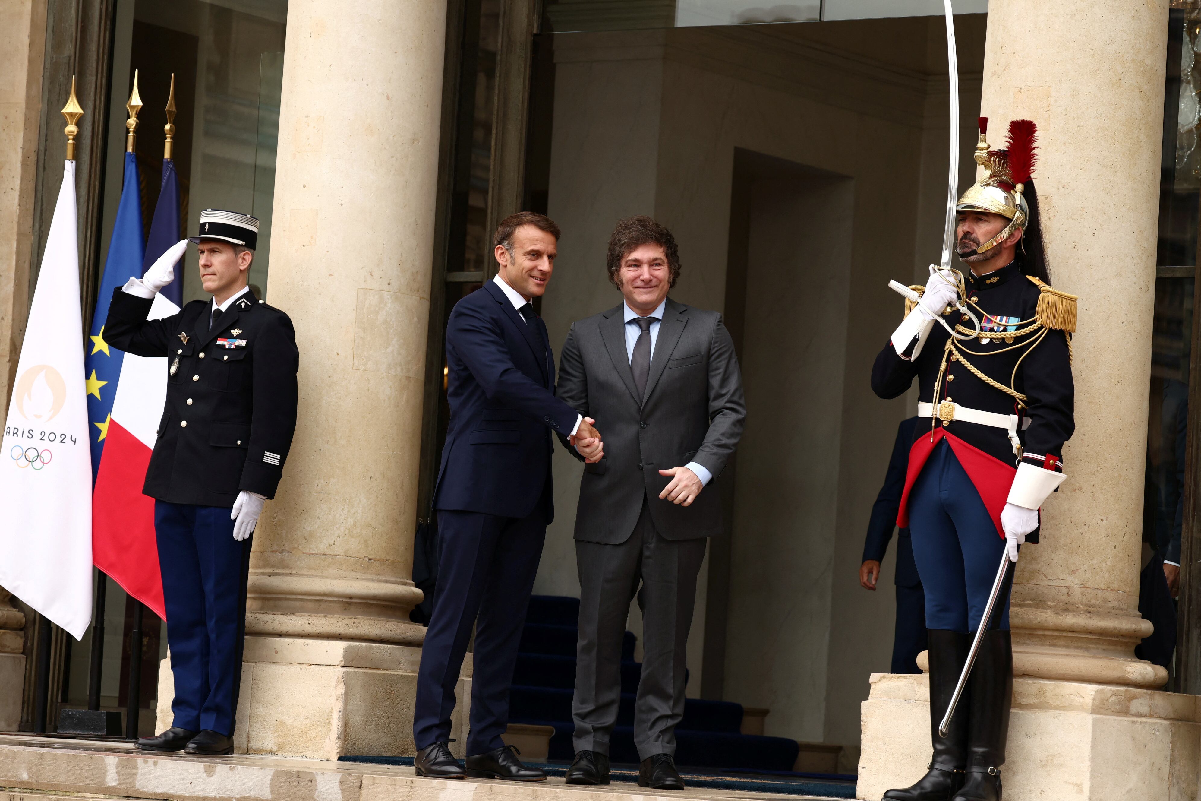 Presidentes. Macron recibe en el Palacio Elíseo a Milei en una de las únicas reuniones individuales con jefes de Estado 