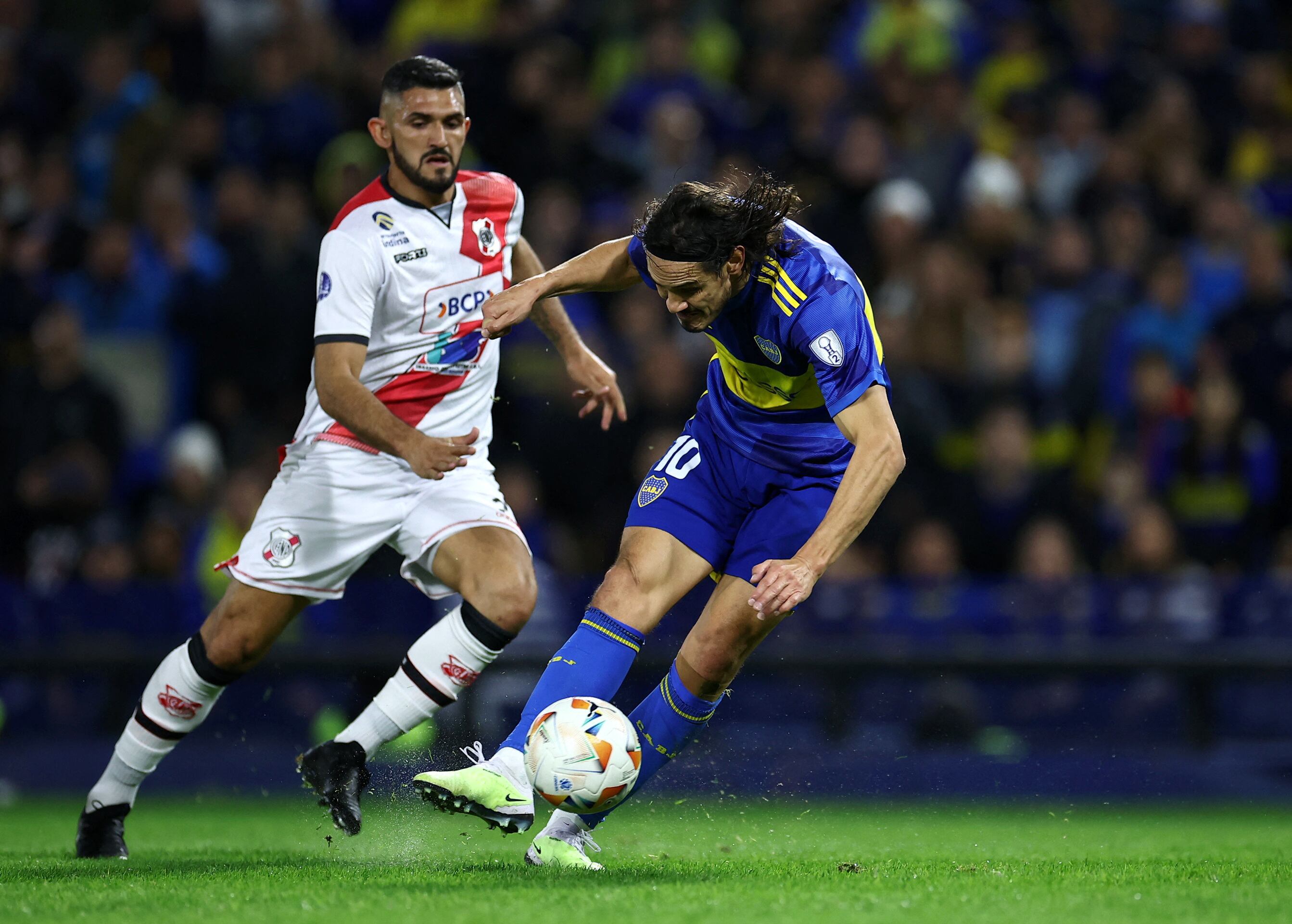 La denuncia fue motivada por la cantidad masiva de visitas que atrajo el partido entre Boca y Nacional Potosí 