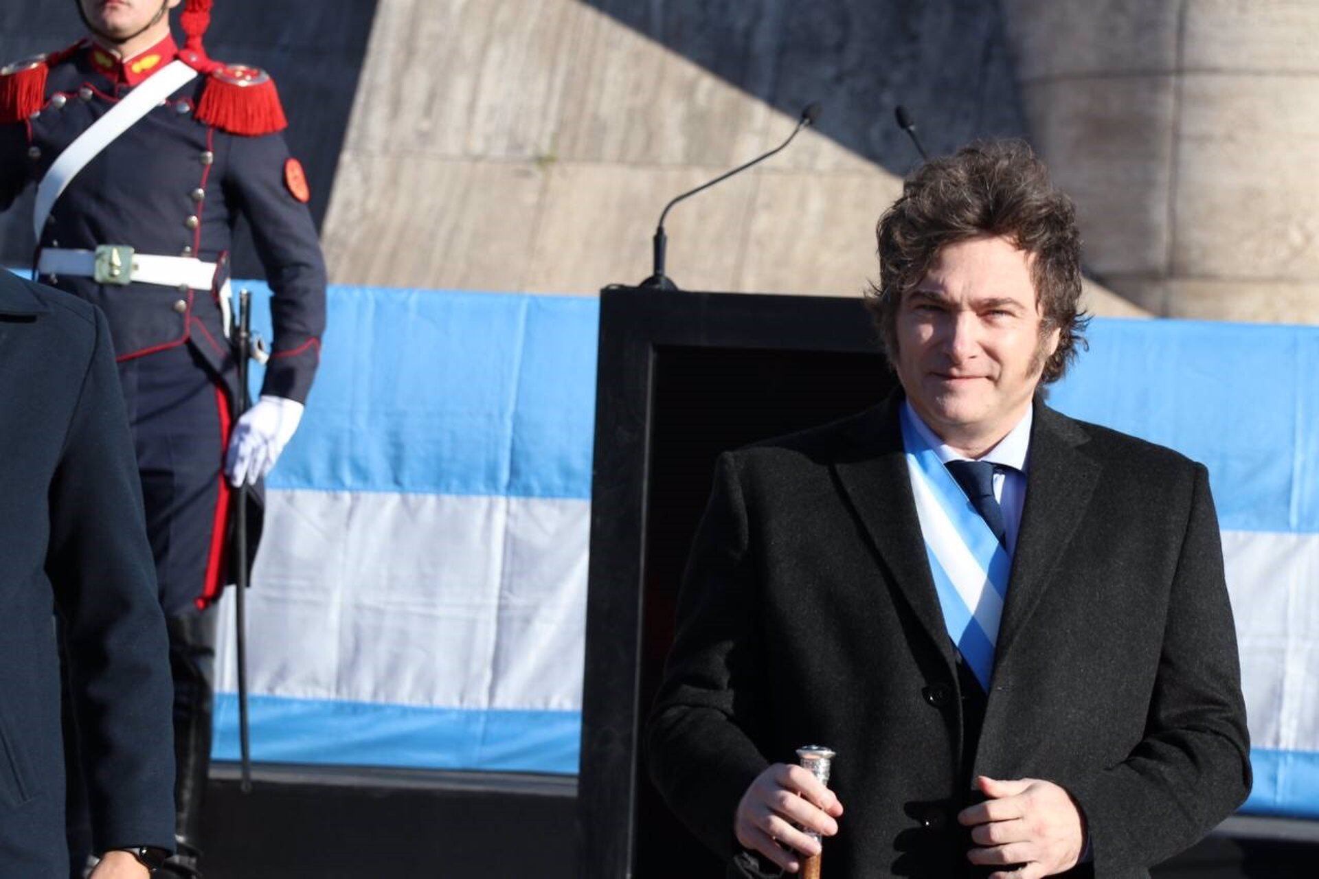 El presidente Javier Milei, en Rosario, durante el acto por el Día de la Bandera (Presidencia)