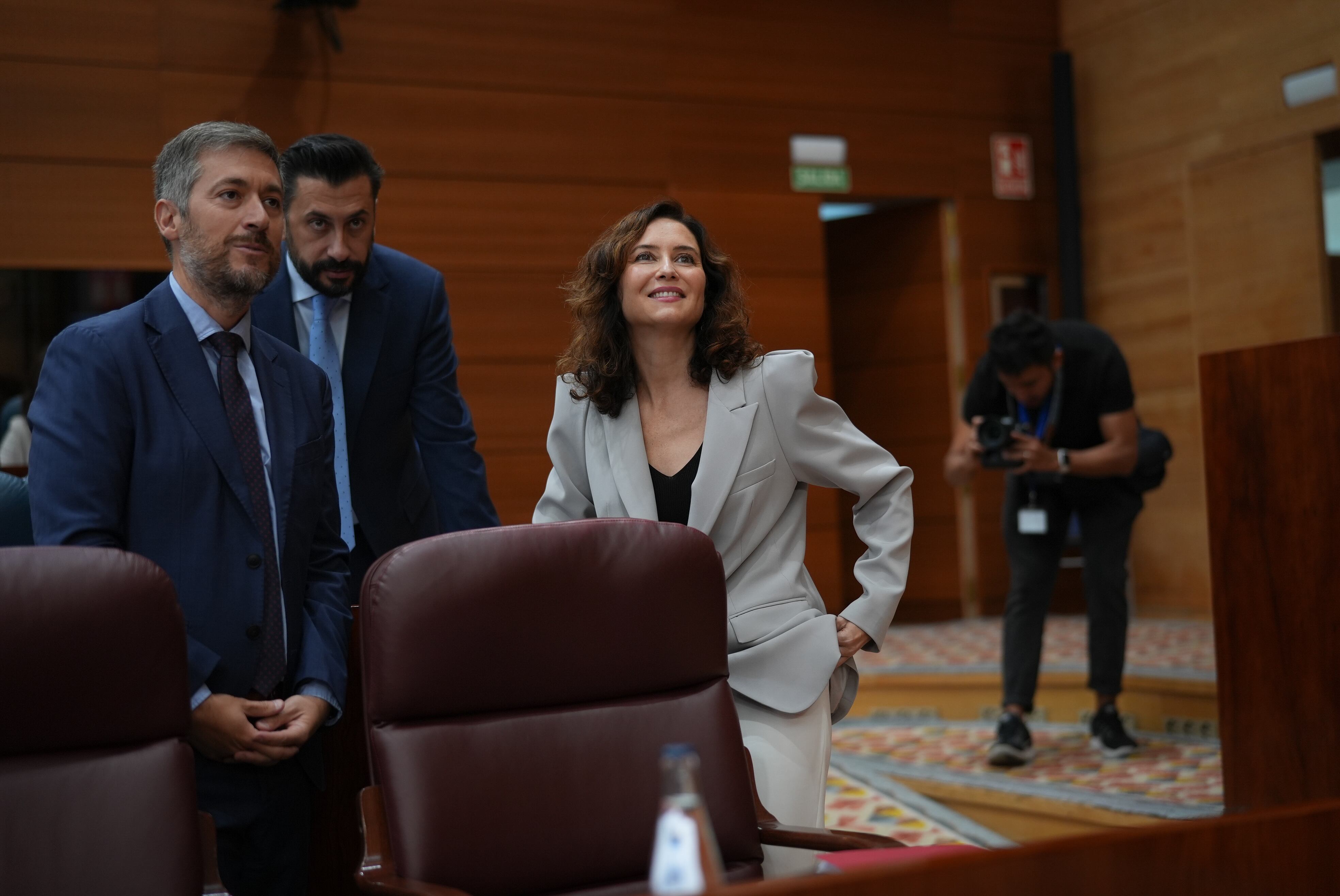 Ayuso, antes de iniciar el debate del estado de la región