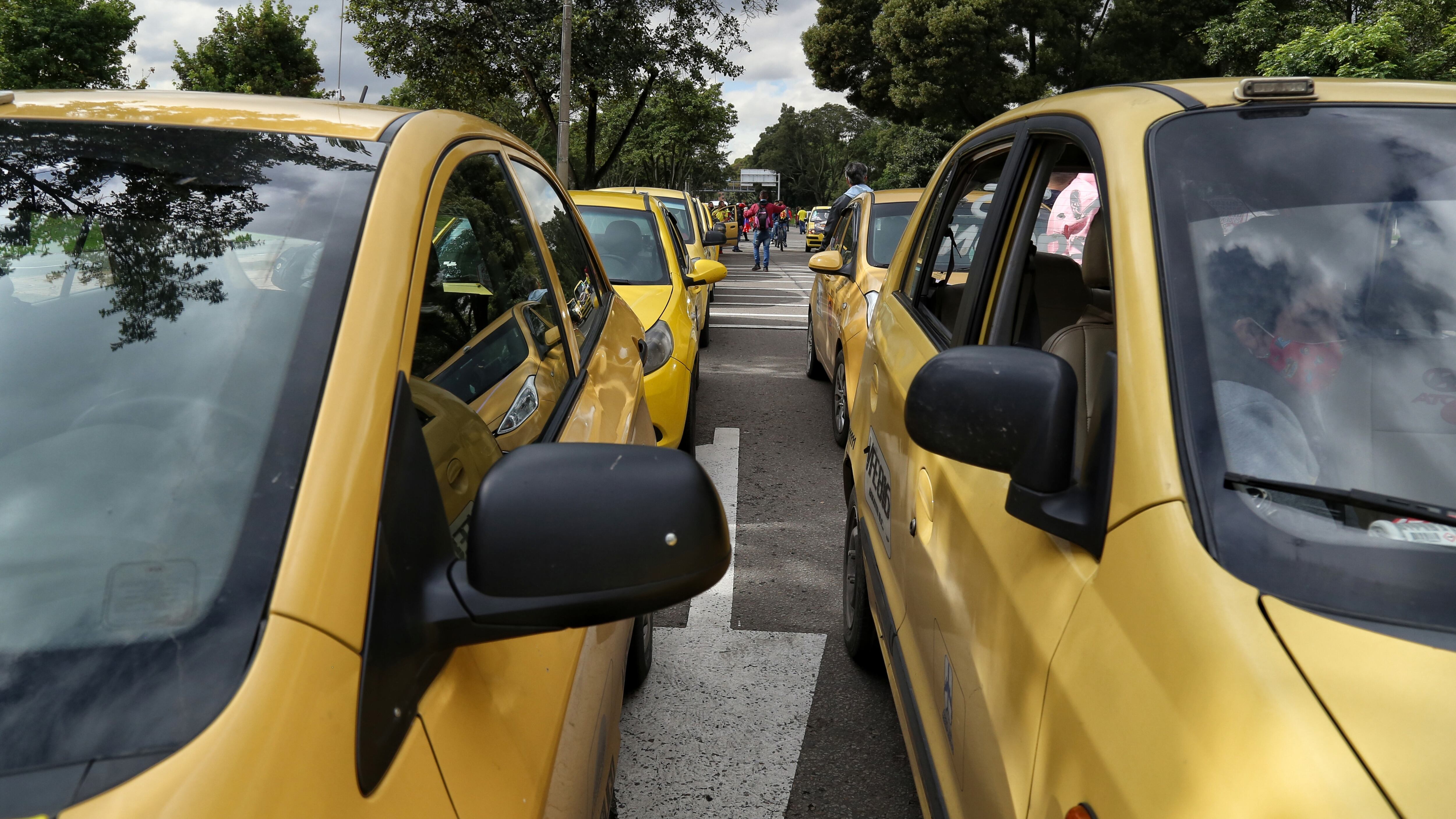 Taxi-Colombia-04-02-2021