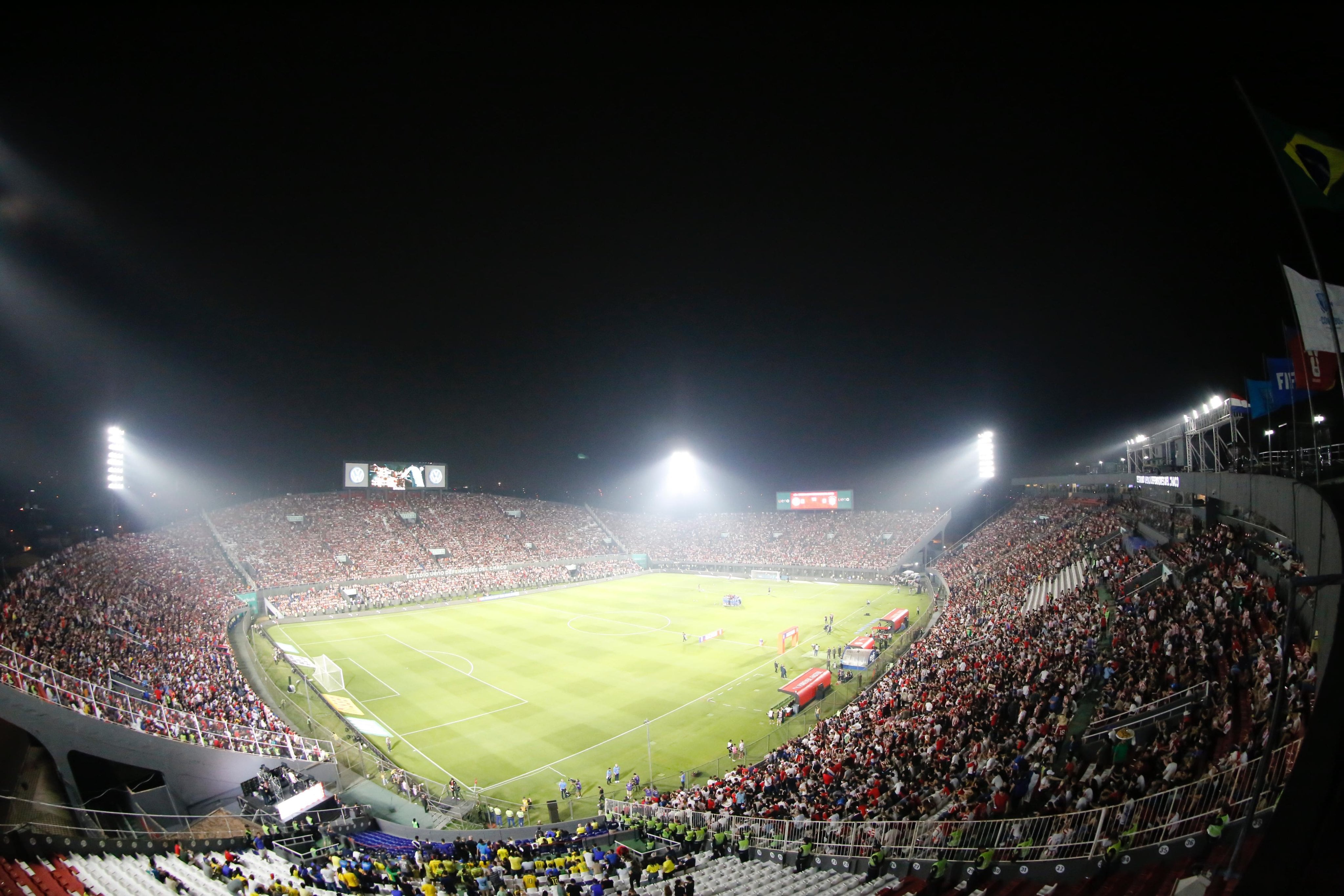 El Defensores del Chaco lució un lleno total y más de 42 mil espectadores vivieron una fiesta inolvidable (@Albirroja)