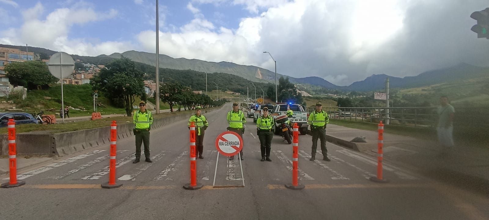 La aplicación del programa Pico y Placa es diferente todos los días. (@CoviandinaSAS/X)